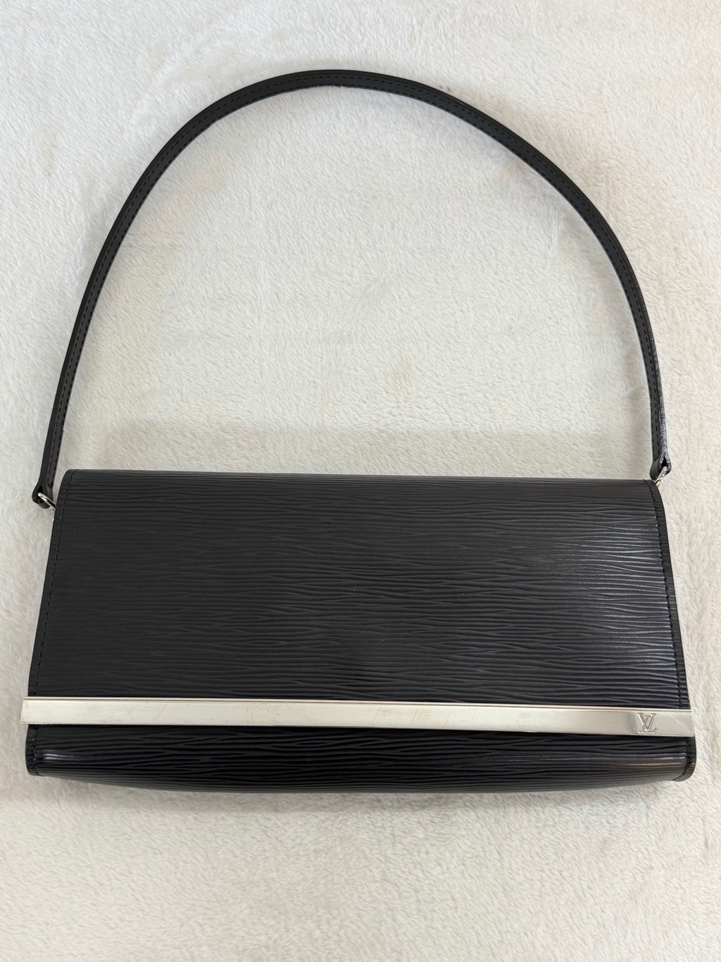 Louis Vuitton Epi Leather Sévigné Clutch Bag