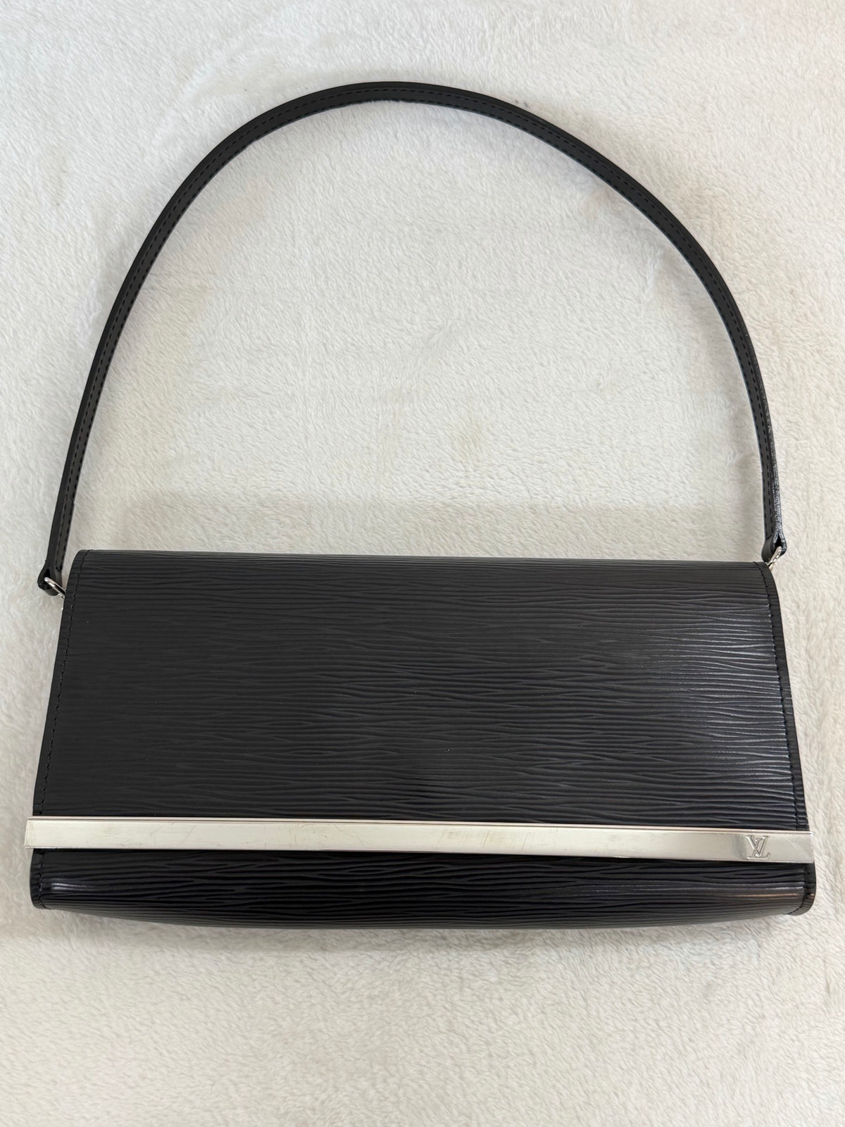 Louis Vuitton Epi Leather Sévigné Clutch Bag