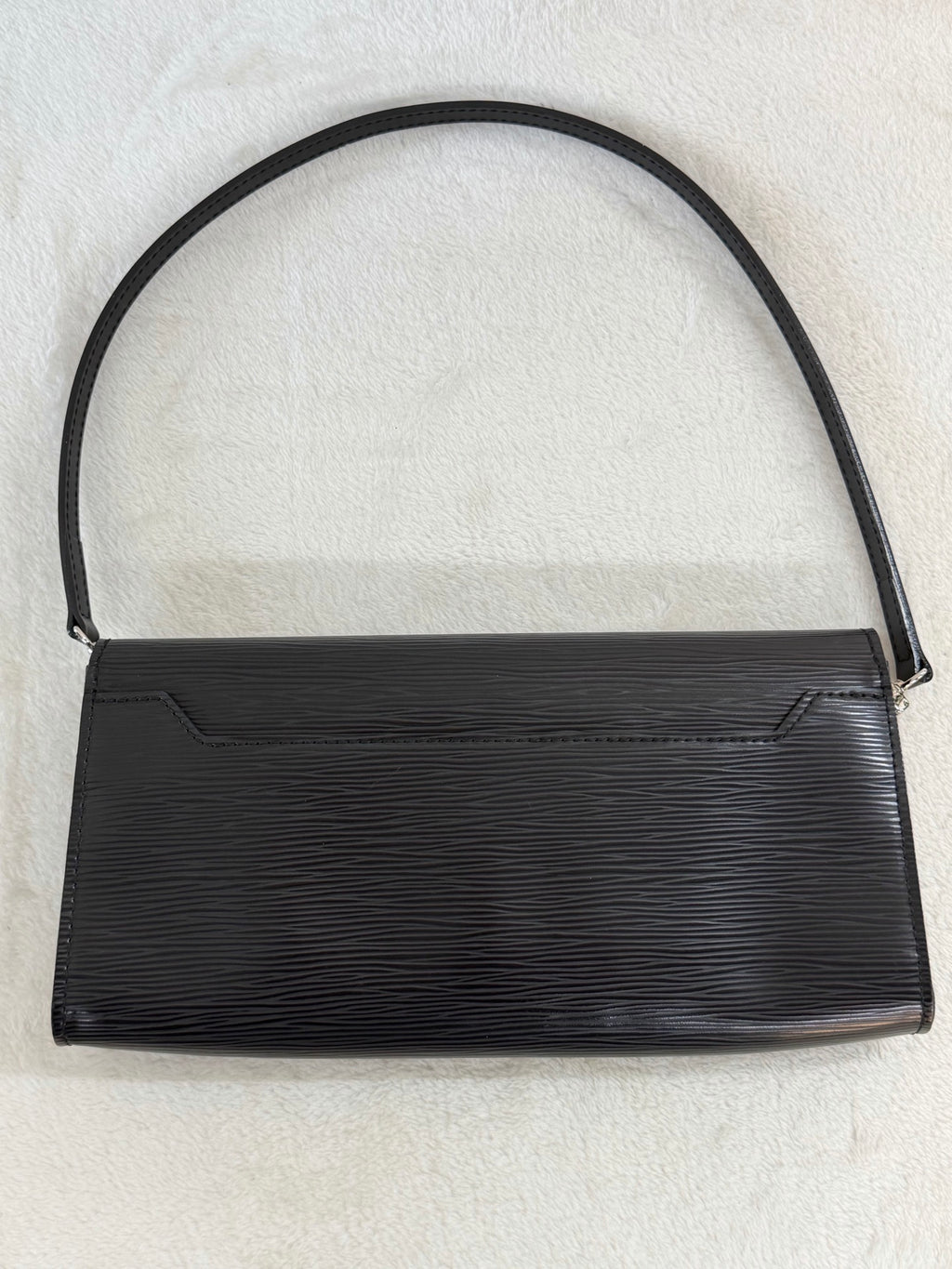 Louis Vuitton Epi Leather Sévigné Clutch Bag