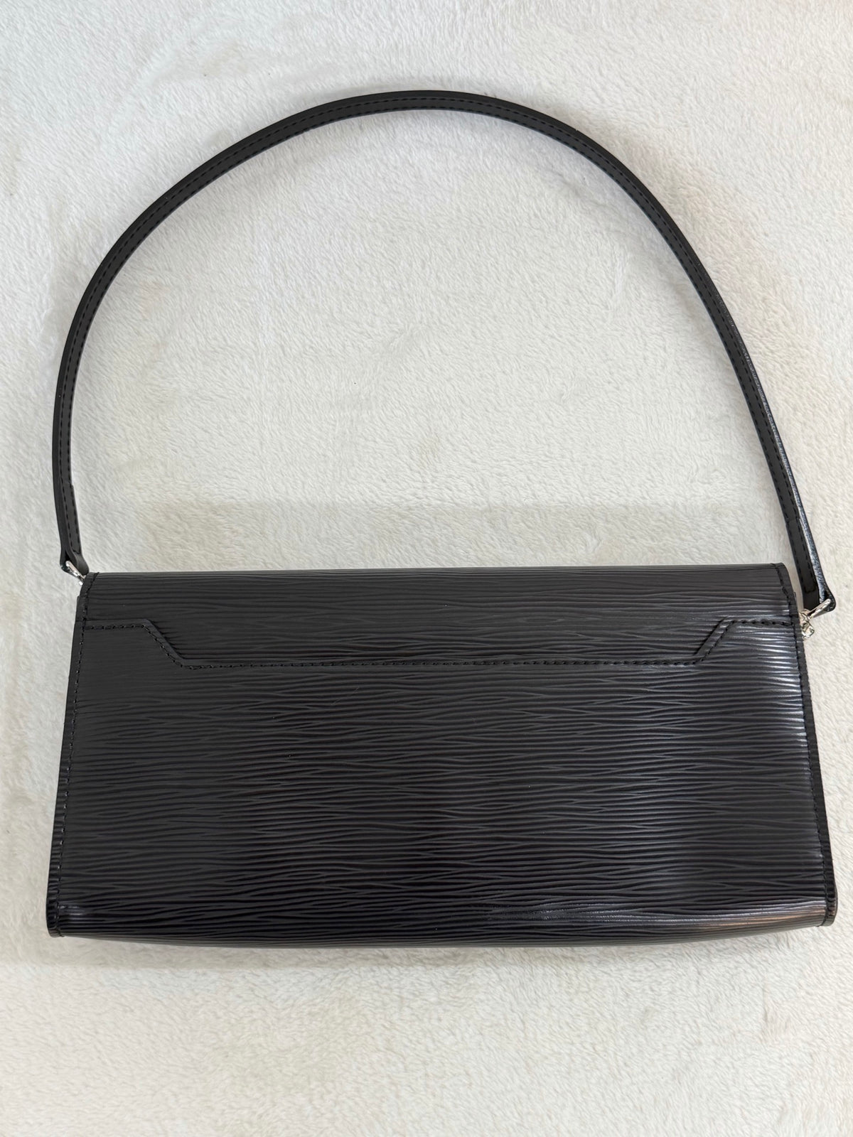 Louis Vuitton Epi Leather Sévigné Clutch Bag