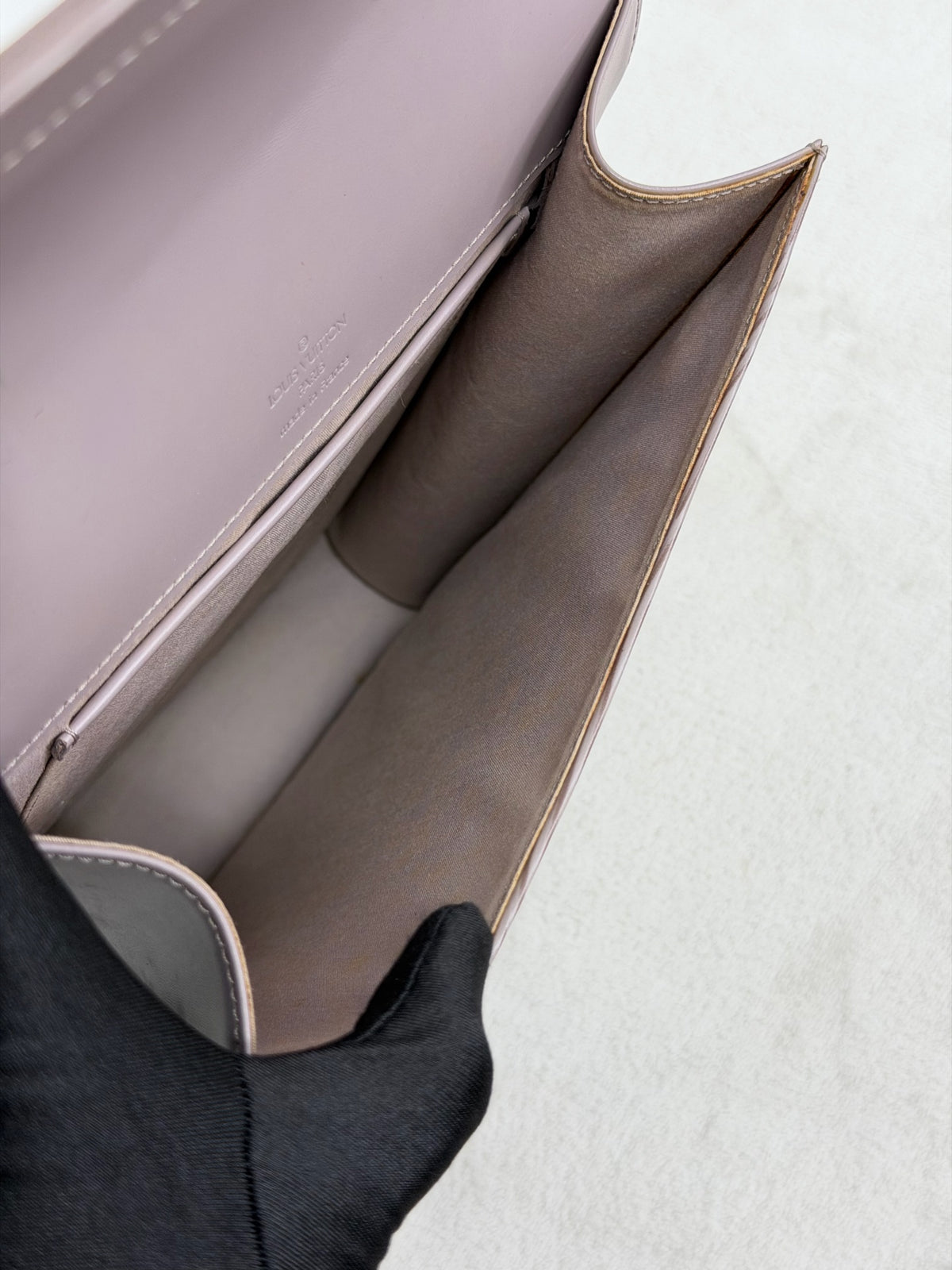 LOUIS VUITTON Epi Violet Shoulderbag