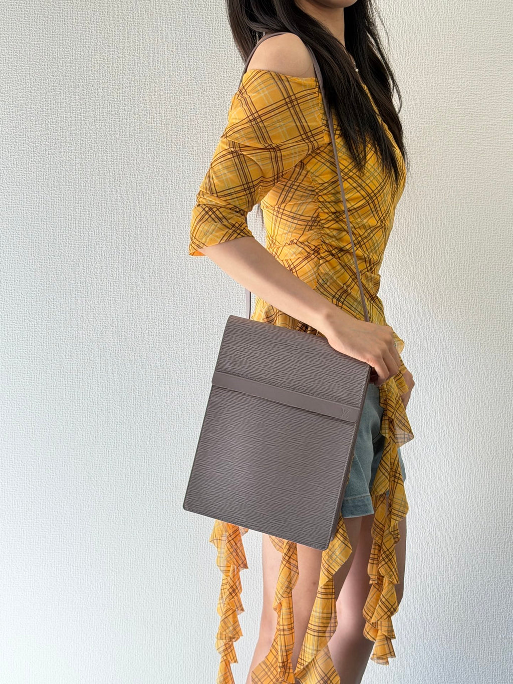 LOUIS VUITTON Epi Violet Shoulderbag