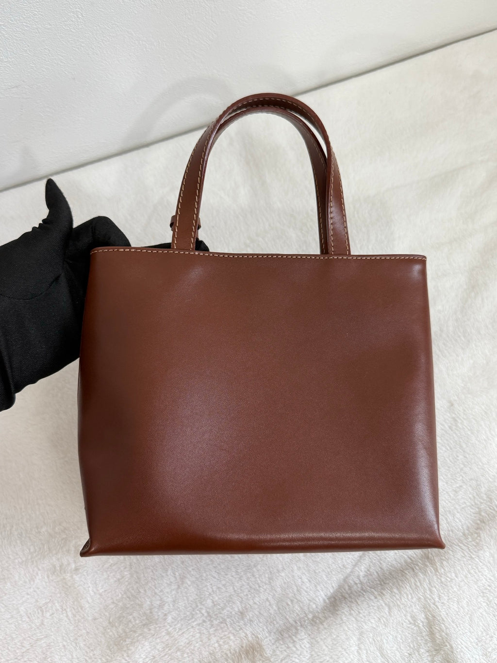 Burberry brown leather tote handbag