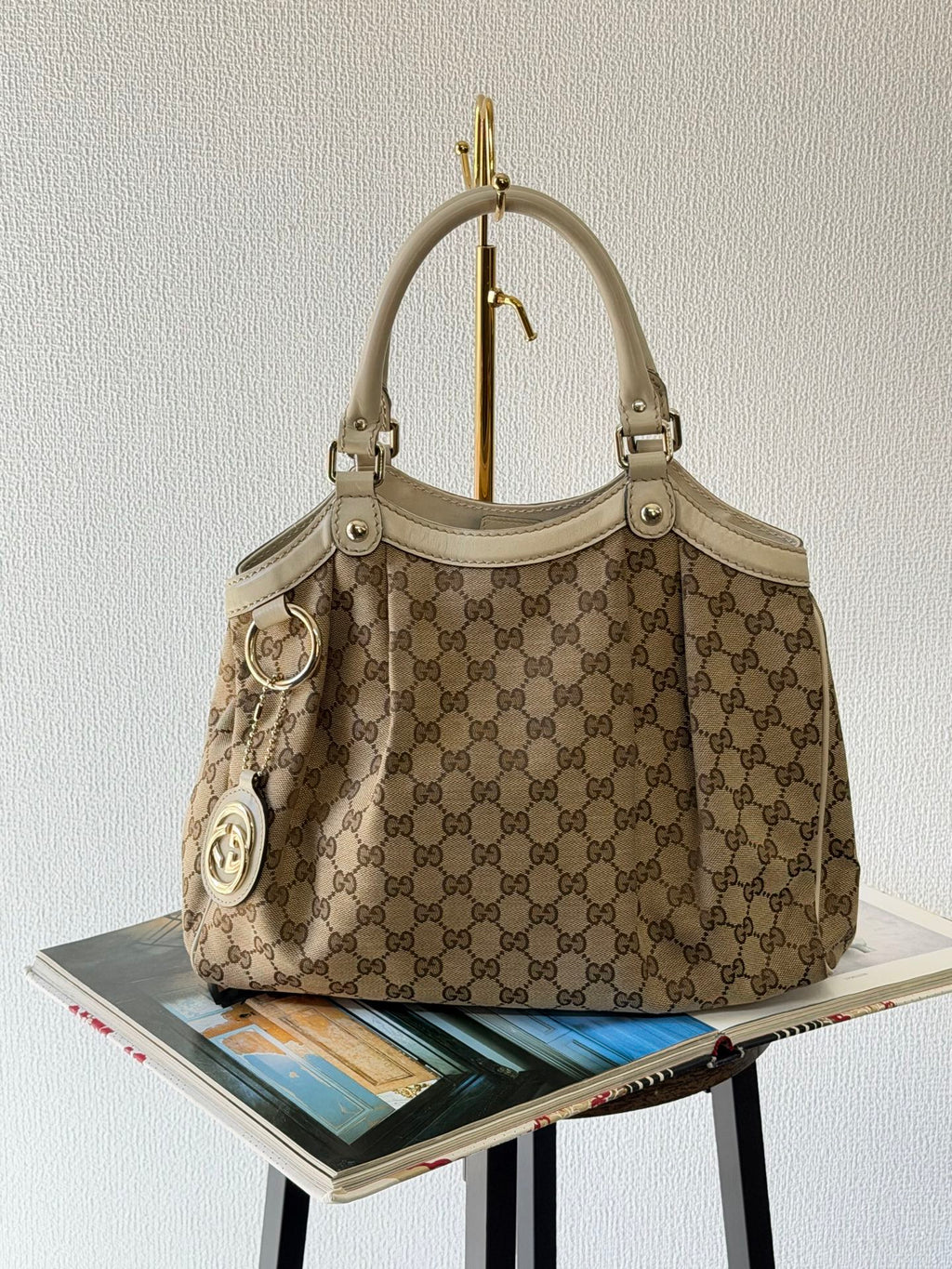 Gucci Sukey Medium Tote Bag GG Canvas