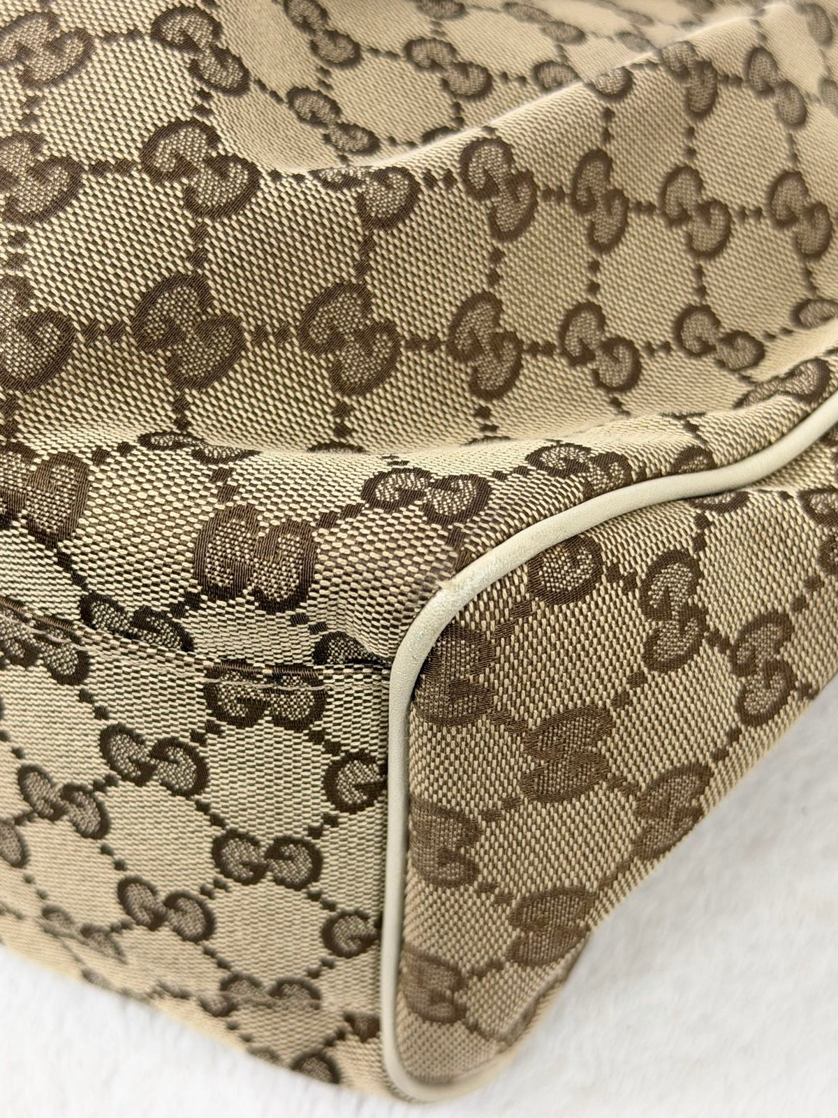 Gucci Sukey Medium Tote Bag GG Canvas