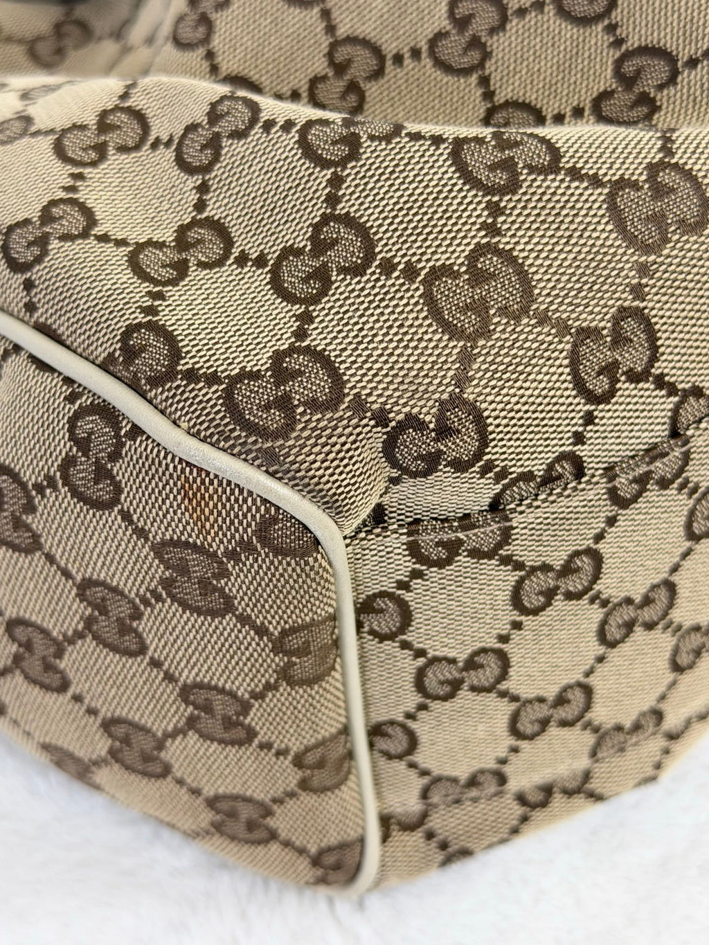 Gucci Sukey Medium Tote Bag GG Canvas