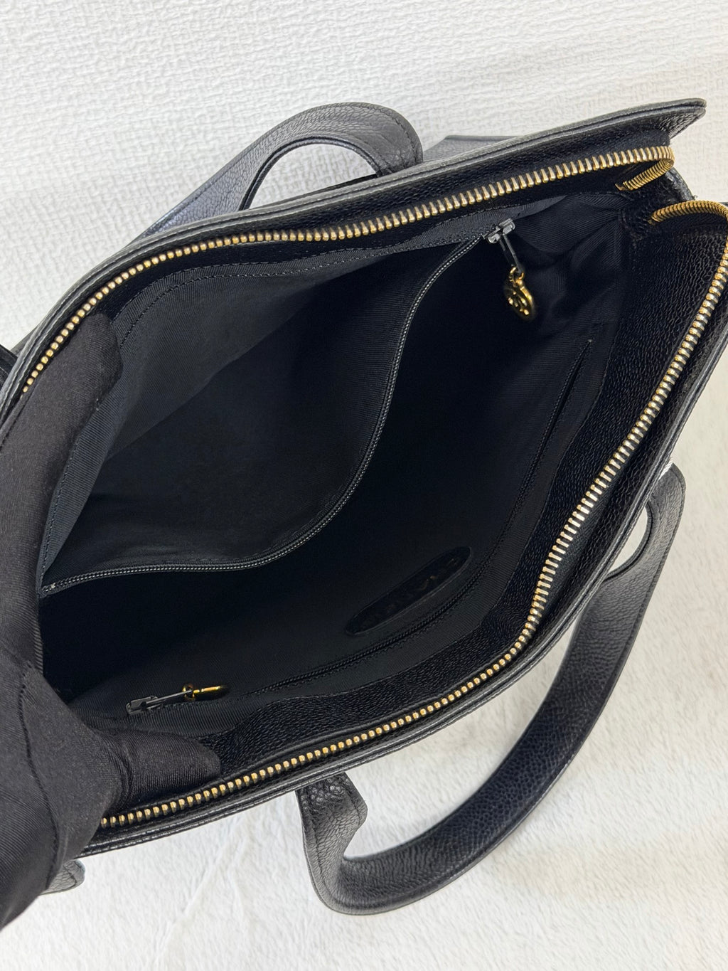CHANEL Cavier tote bag