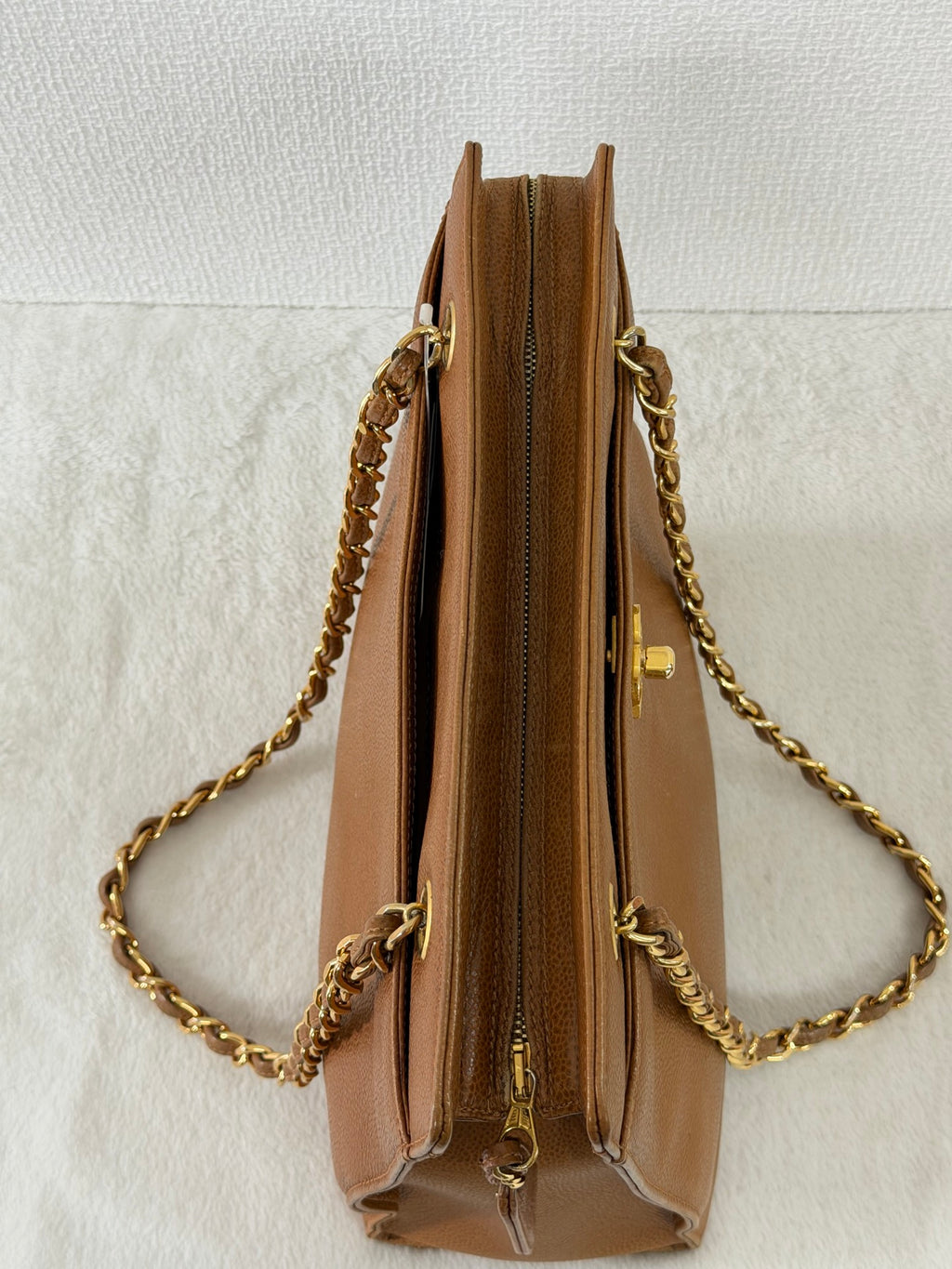 CHANEL Caiver Tote Chainbag