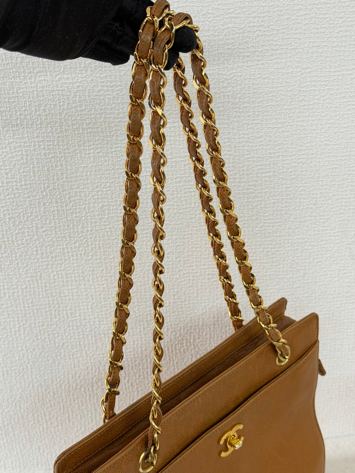 CHANEL Caiver Tote Chainbag
