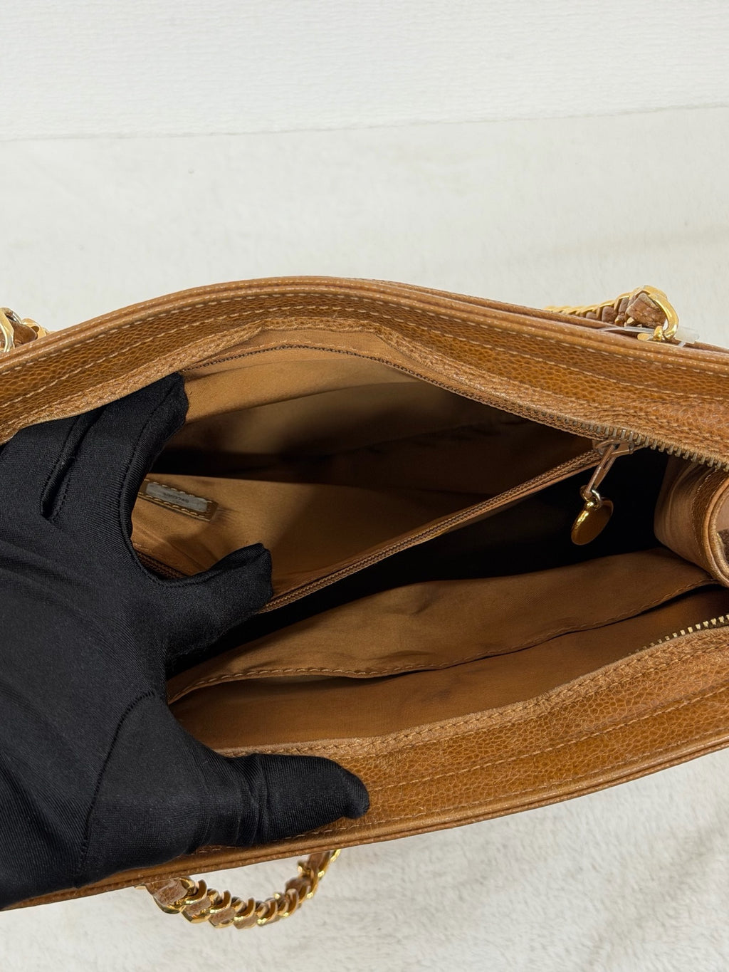 CHANEL Caiver Tote Chainbag