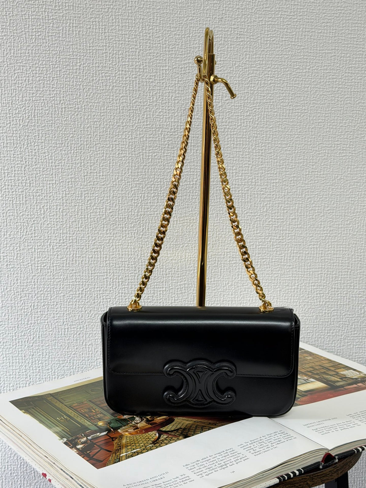 CELINE Triomphe Leather Chain Bag