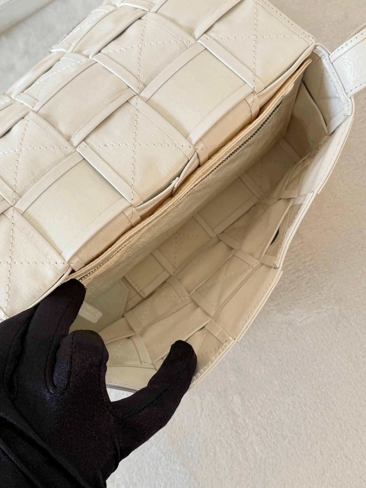 Bottega Veneta Cassette Pristine white Bag