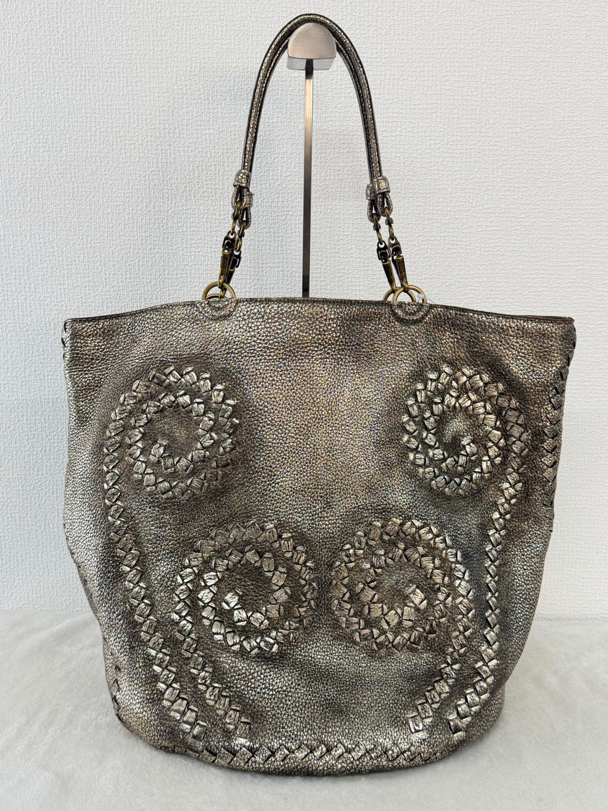 BOTTEGA VENETA Metallic Gold Intrecciato Spiral Trim Leather Bucket Tote Bag