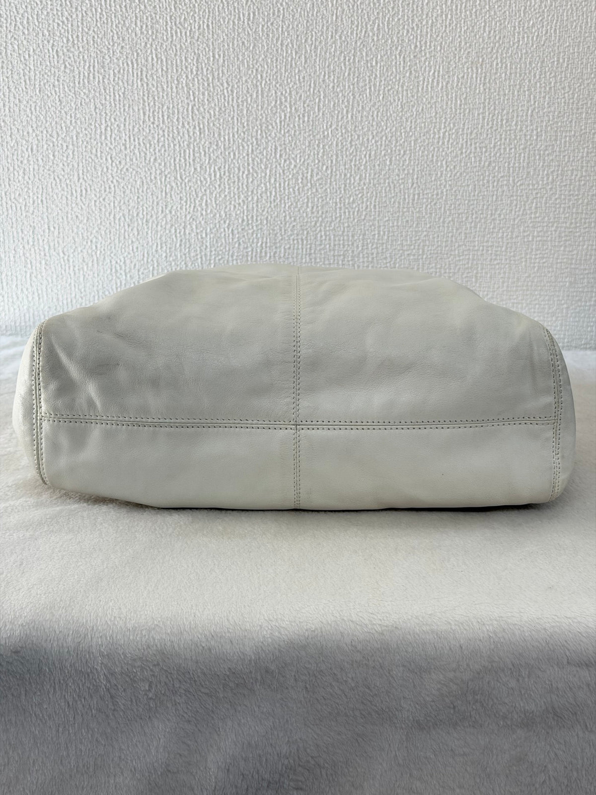 CHANEL White Leather Hobo Bag with Black Resin Handle Stitched CC
