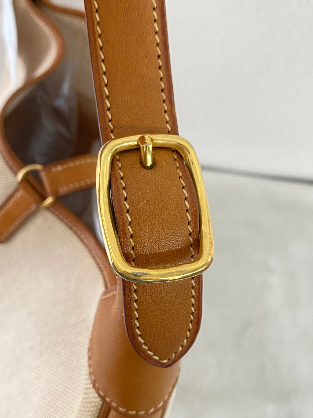 Hermès Vintage Toile Canvas Leather Tsako Shoulder Bag