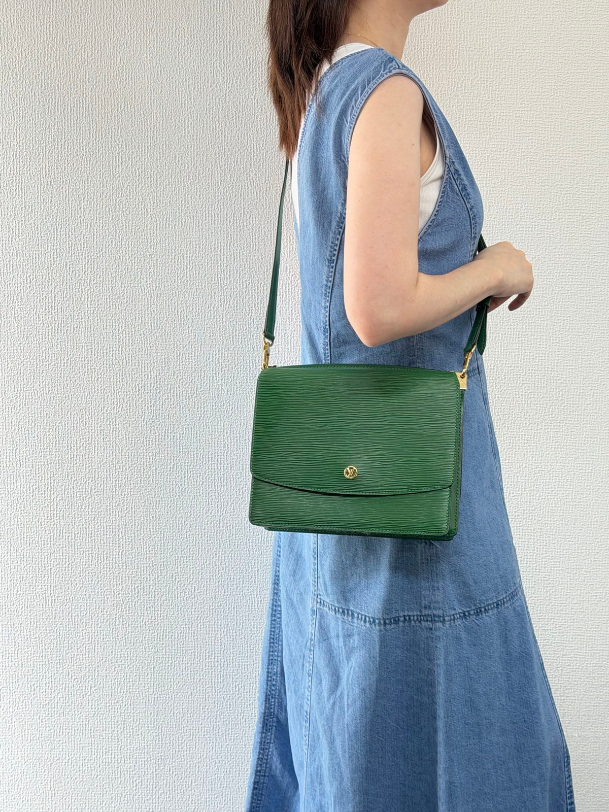 Louis Vuitton Epi Cluny Shoulder Bag