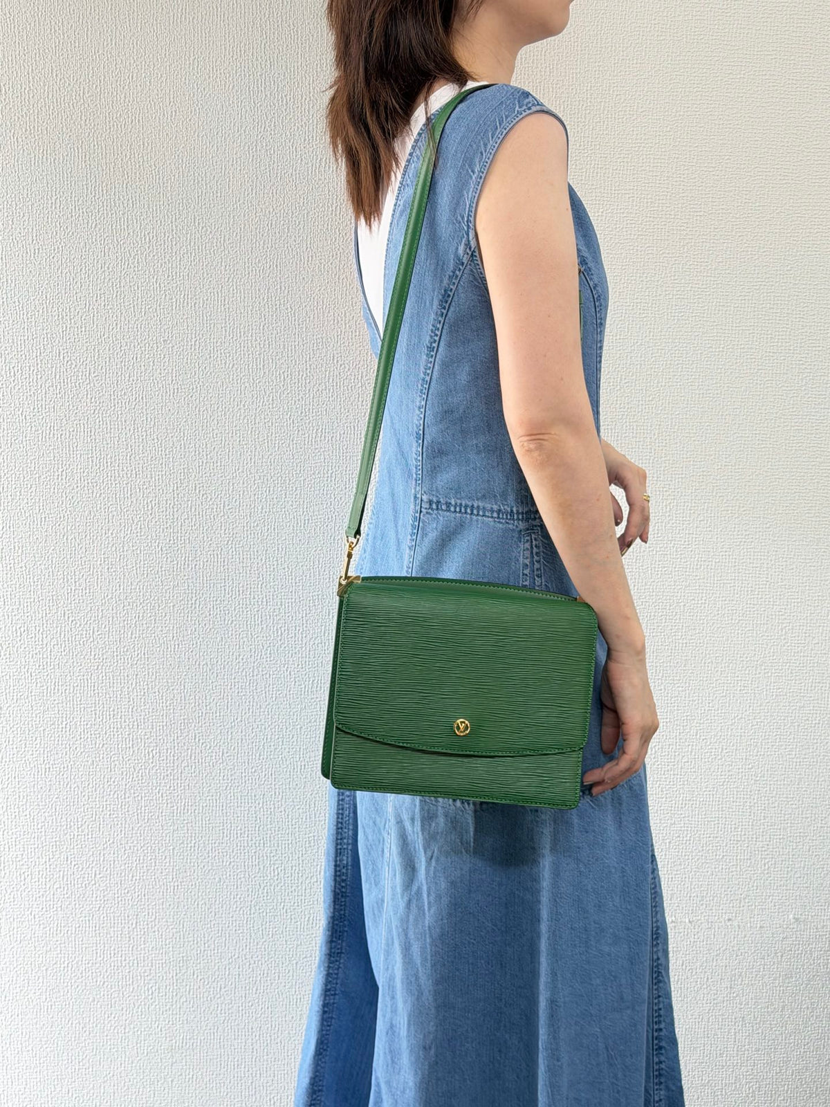 Louis Vuitton Epi Cluny Shoulder Bag