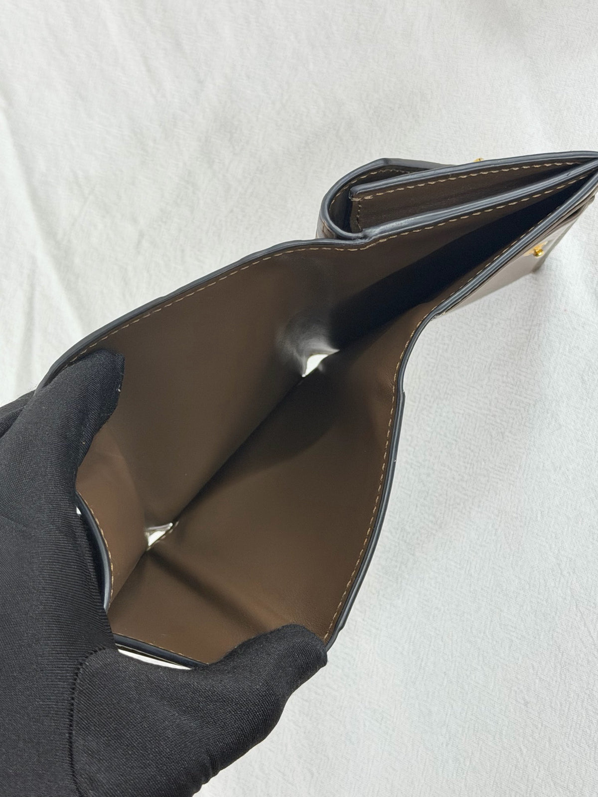 Fendi FF Diamonds Medium Trifold Wallet