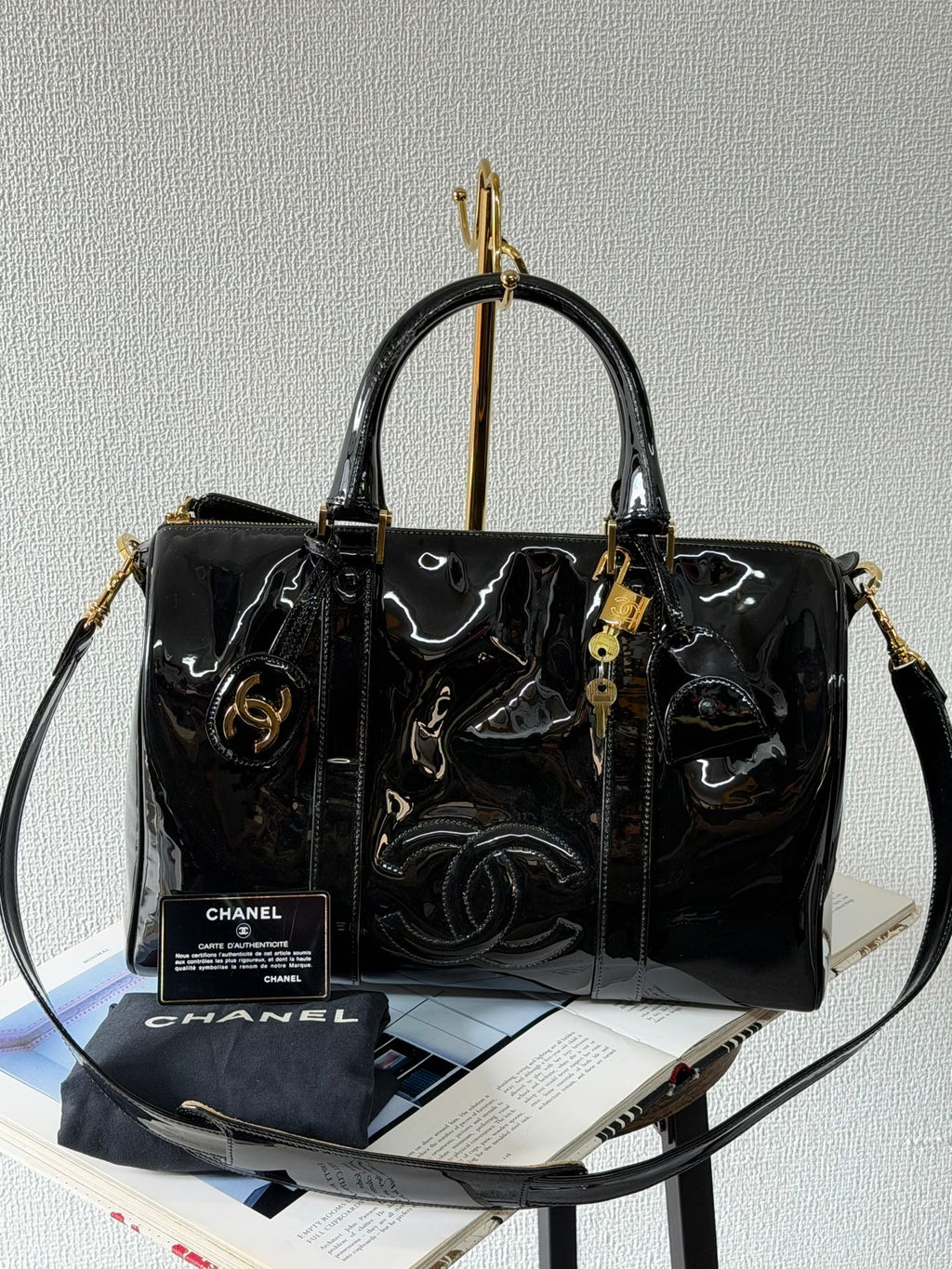 Chanel Vintage Black Patent Leather CC Bowler 2WAY Bag