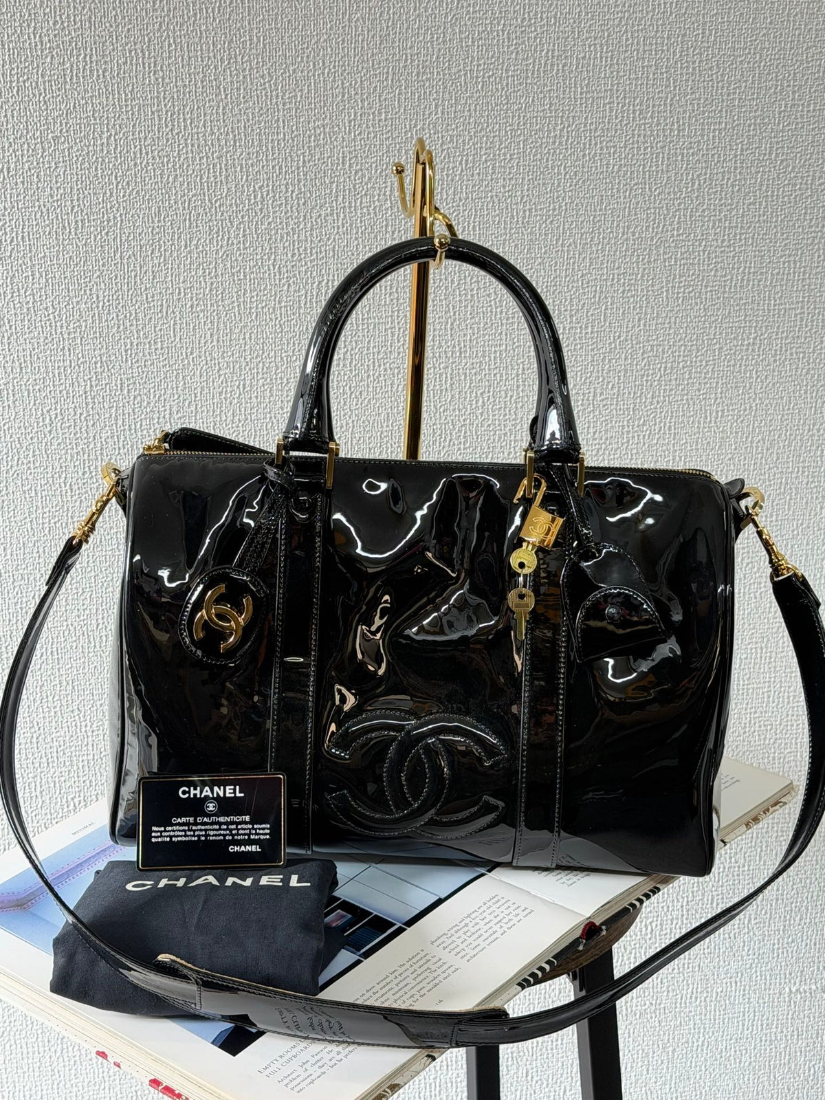 Chanel Vintage Black Patent Leather CC Bowler 2WAY Bag