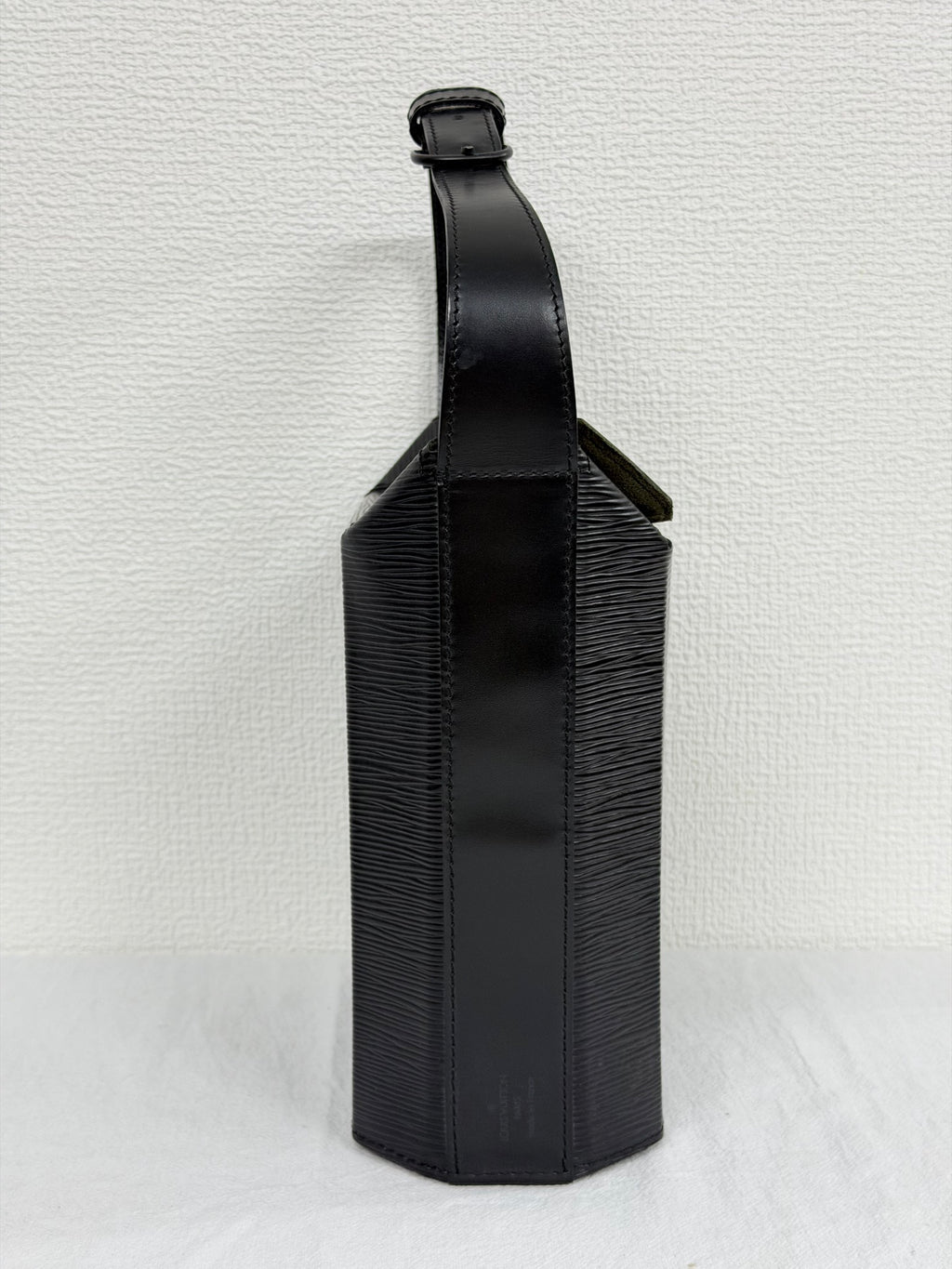 Louis Vuitton Epi Sac Seau Noir