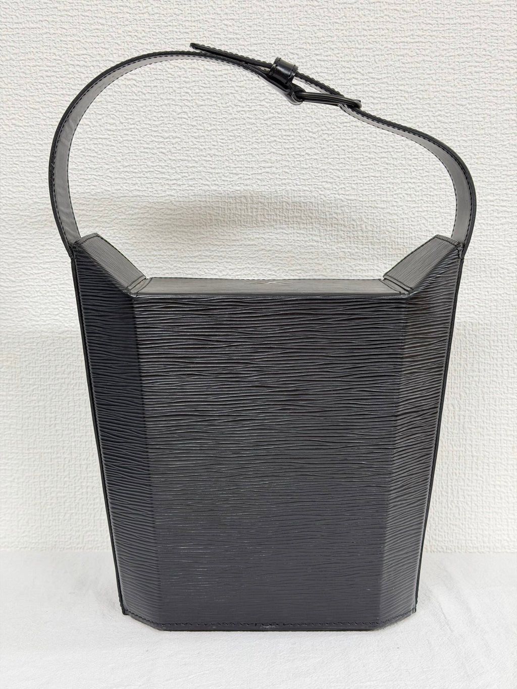 Louis Vuitton Epi Sac Seau Noir
