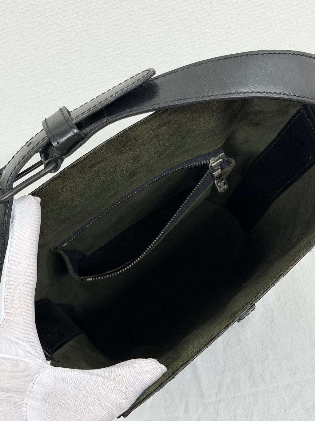 Louis Vuitton Epi Sac Seau Noir