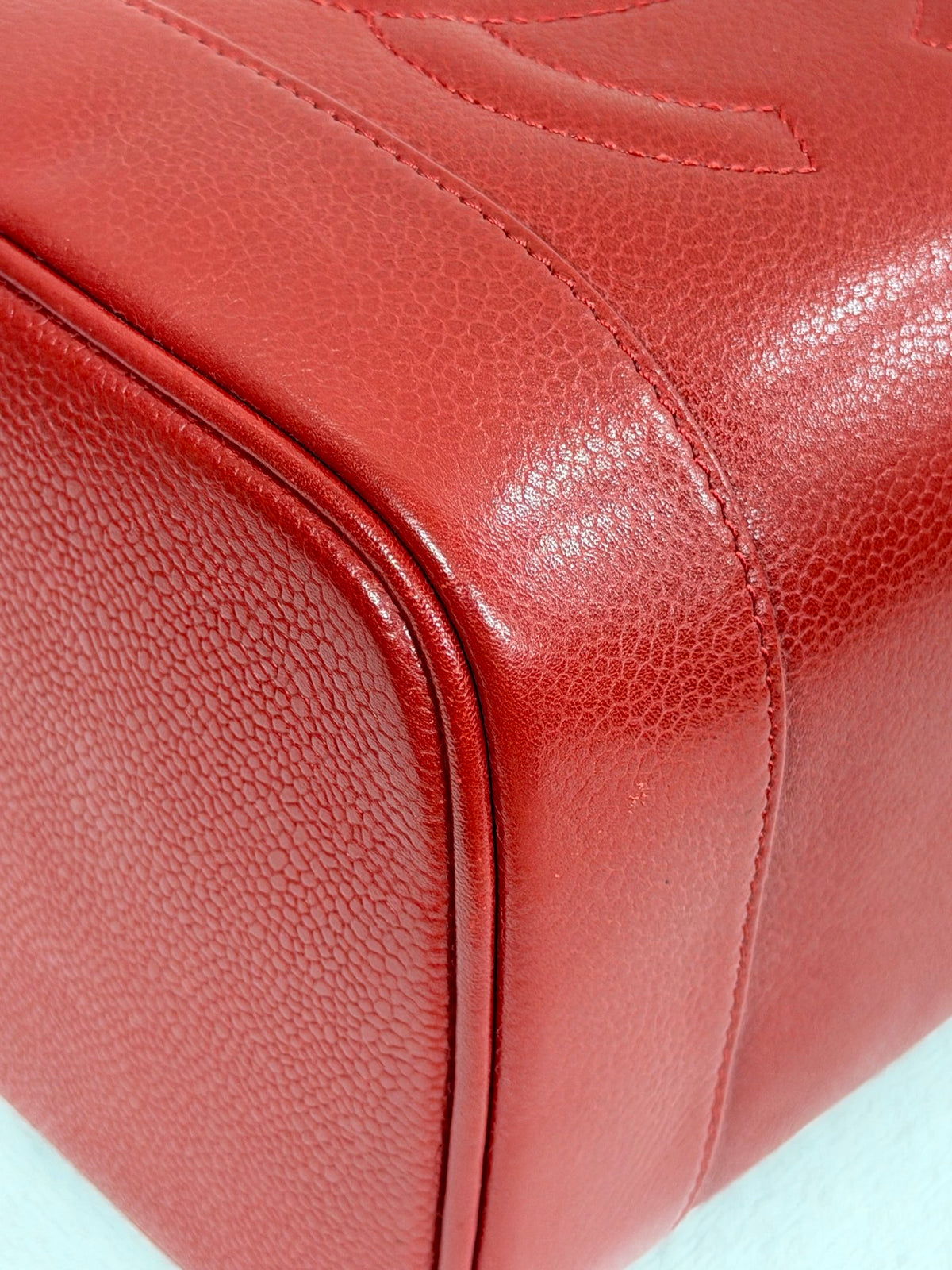 Chanel Vintage Caviar Skin CC Vanity Case Bag