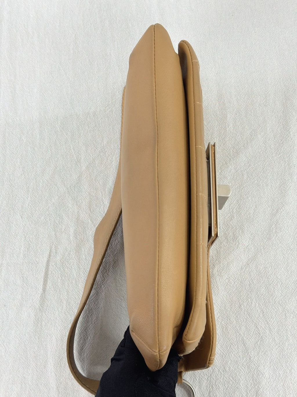 Chanel Vintage Chocolate Bar 2.55 Matte Silver Hardware Shoulder Bag Beige