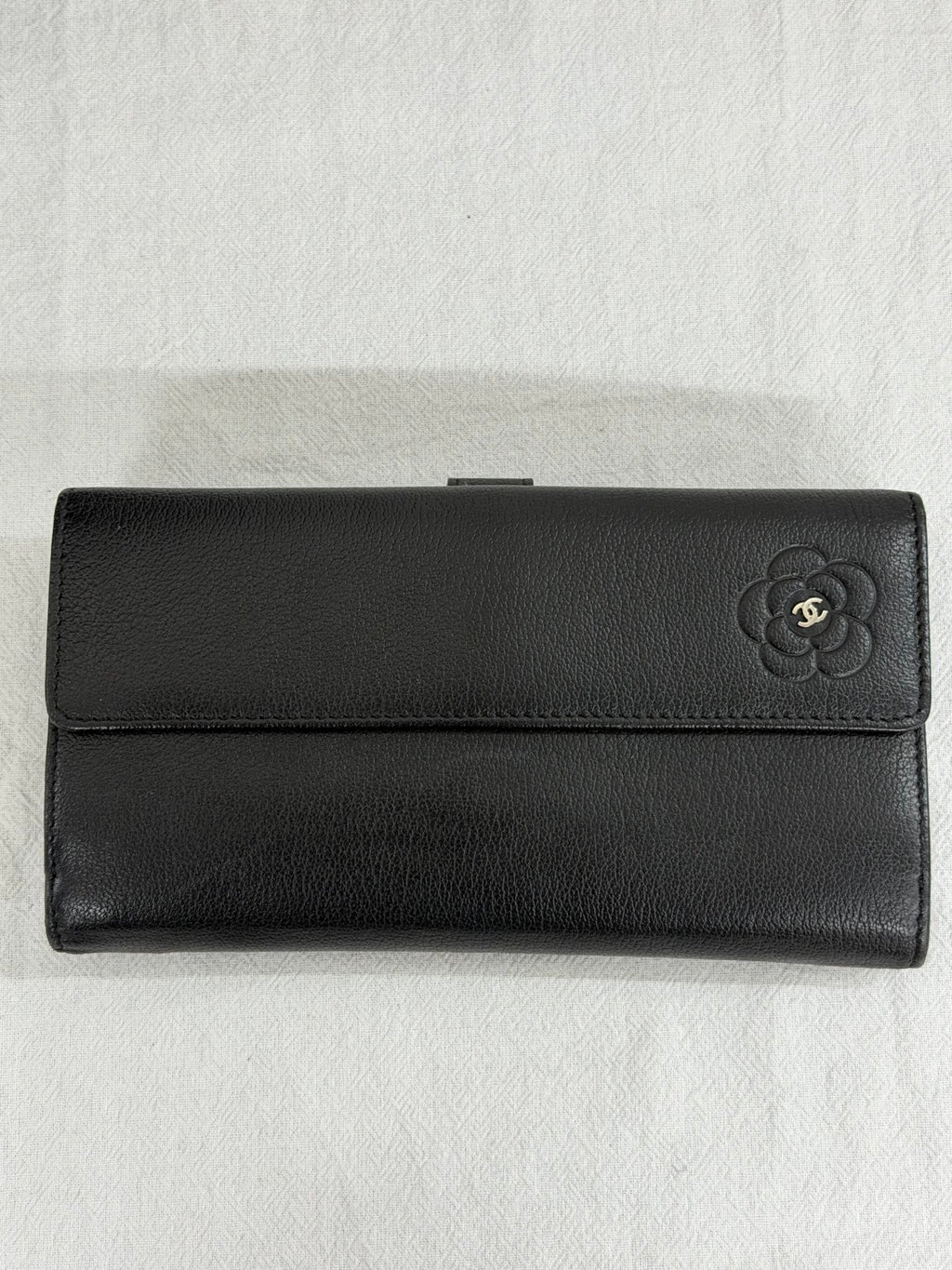 Chanel Vintage Camellia Butterfly Flap Long Wallet Black
