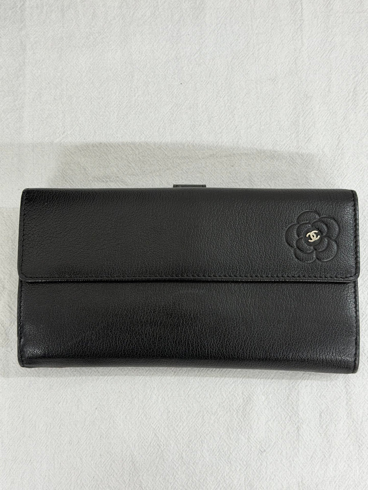 Chanel Vintage Camellia Butterfly Flap Long Wallet Black
