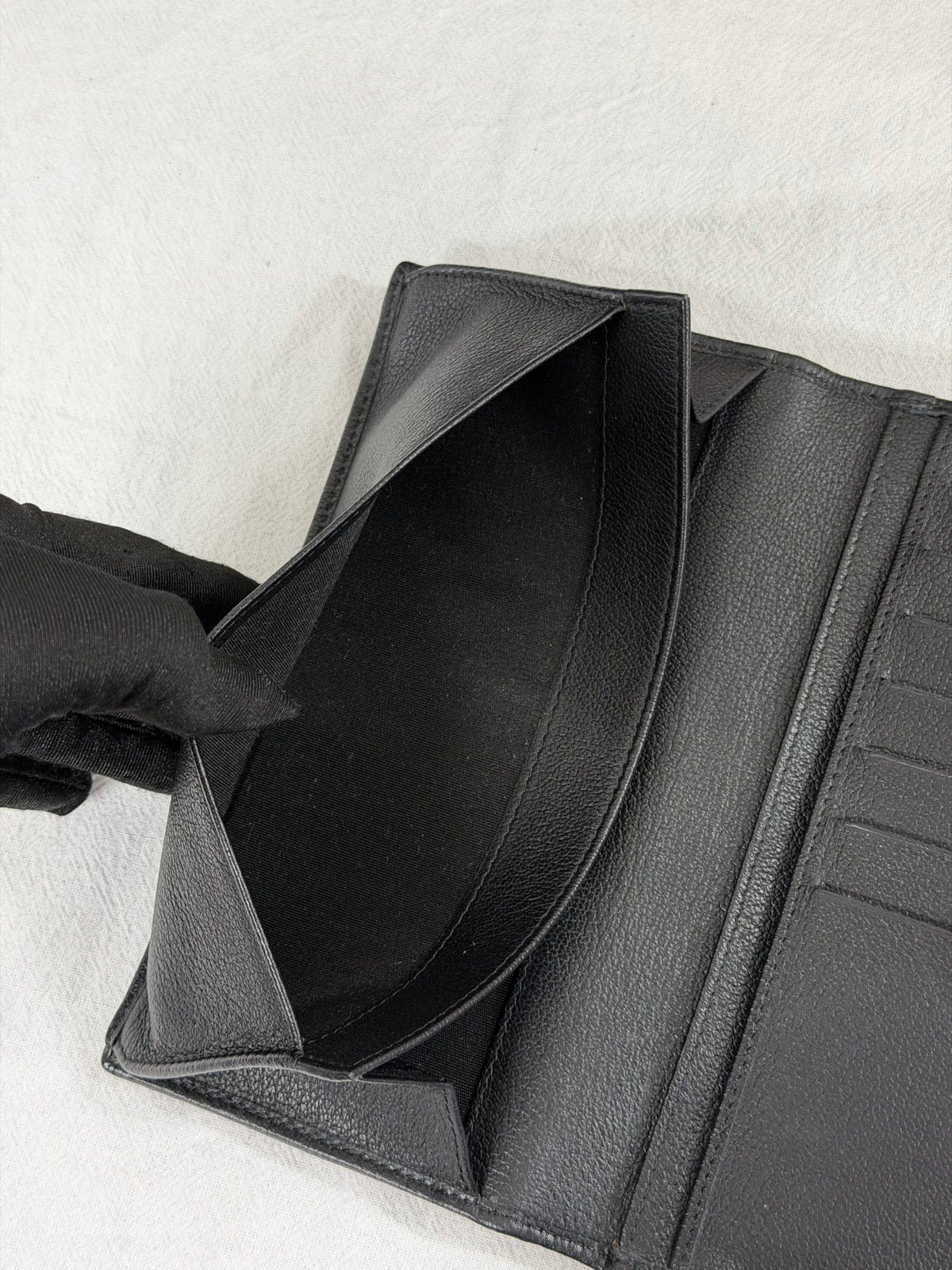 Chanel Vintage Camellia Butterfly Flap Long Wallet Black