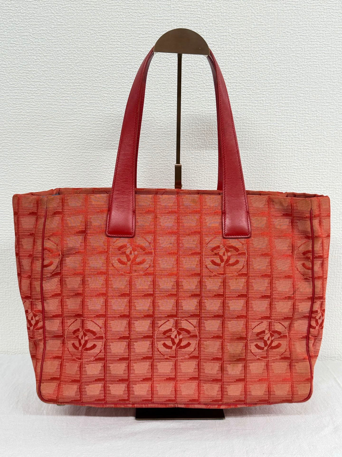 Chanel New Travel Line Tote MM Red