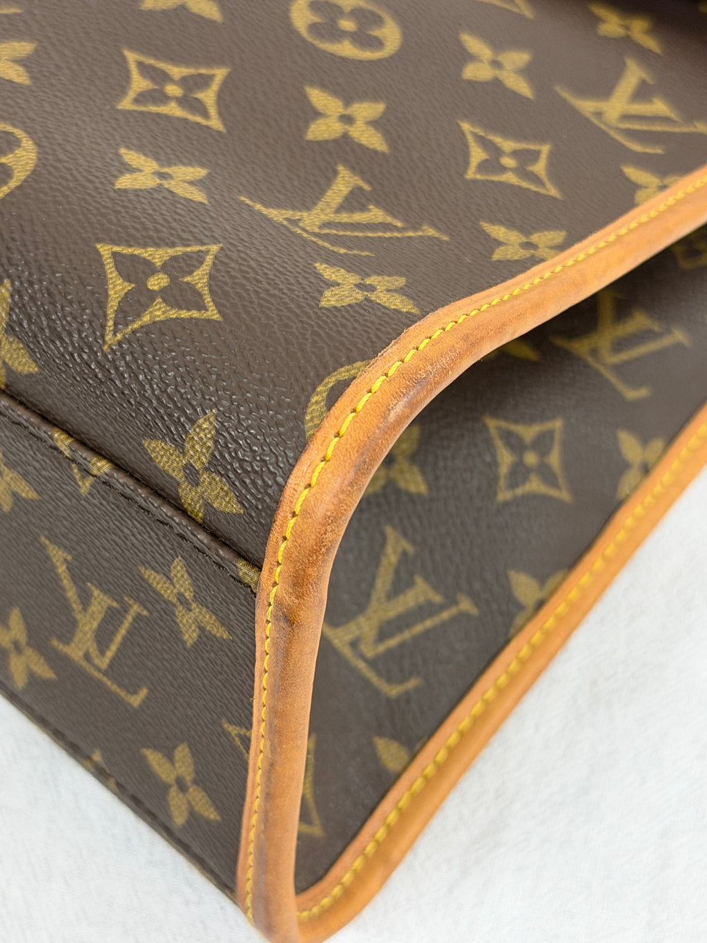 Louis Vuitton Monogram Beverly 41 Briefcase Bag