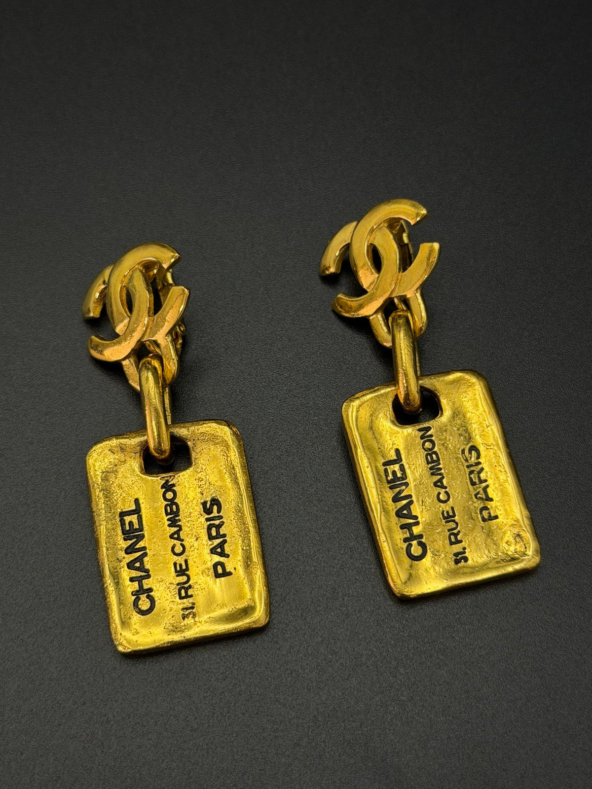 Chanel Vintage CC Cambon Plaque Swing Clip-On Earrings Gold