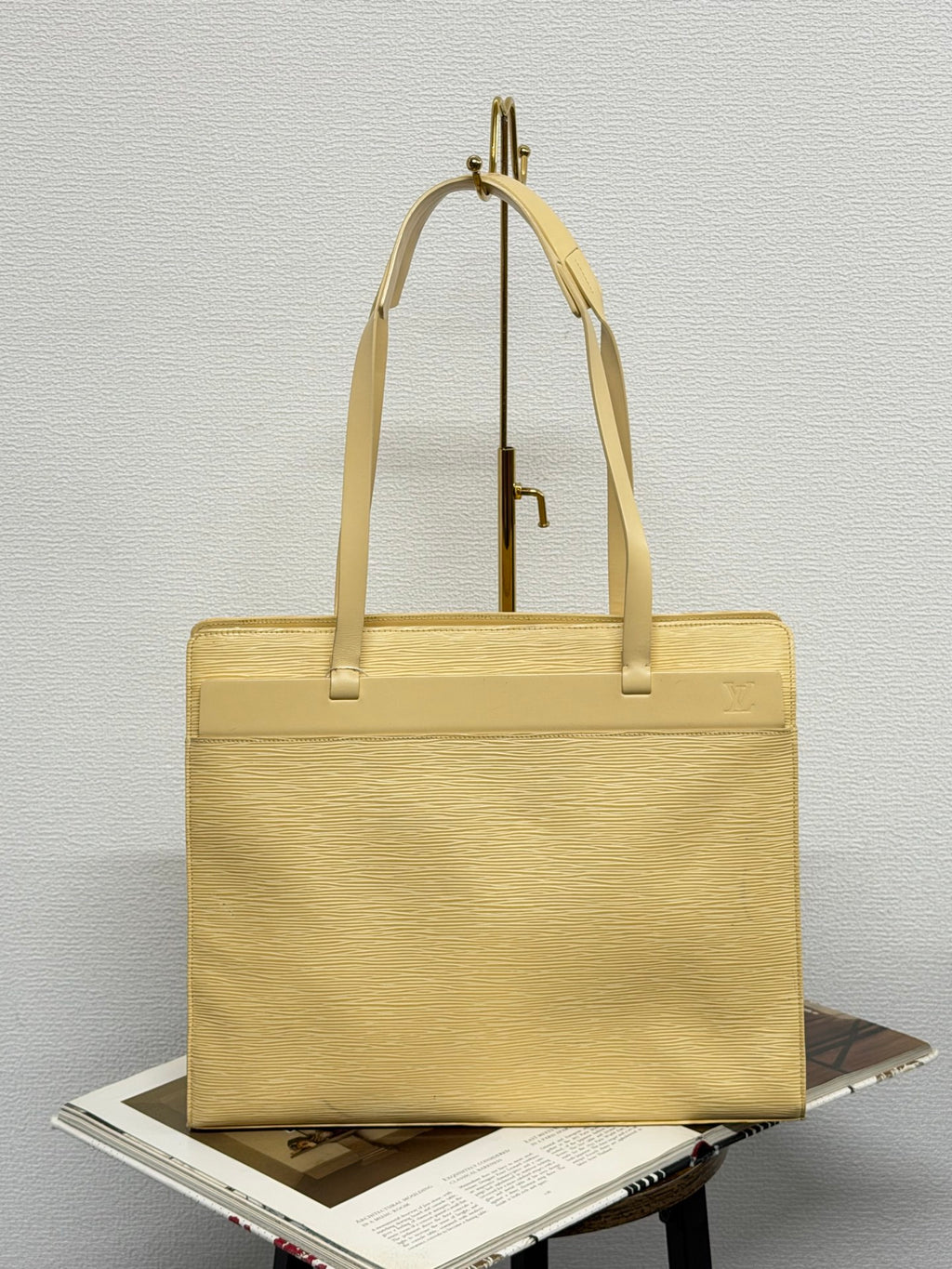 LOUIS VUITTON Epi Shoulderbag