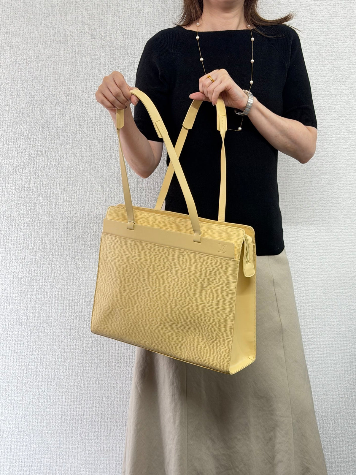 LOUIS VUITTON Epi Shoulderbag
