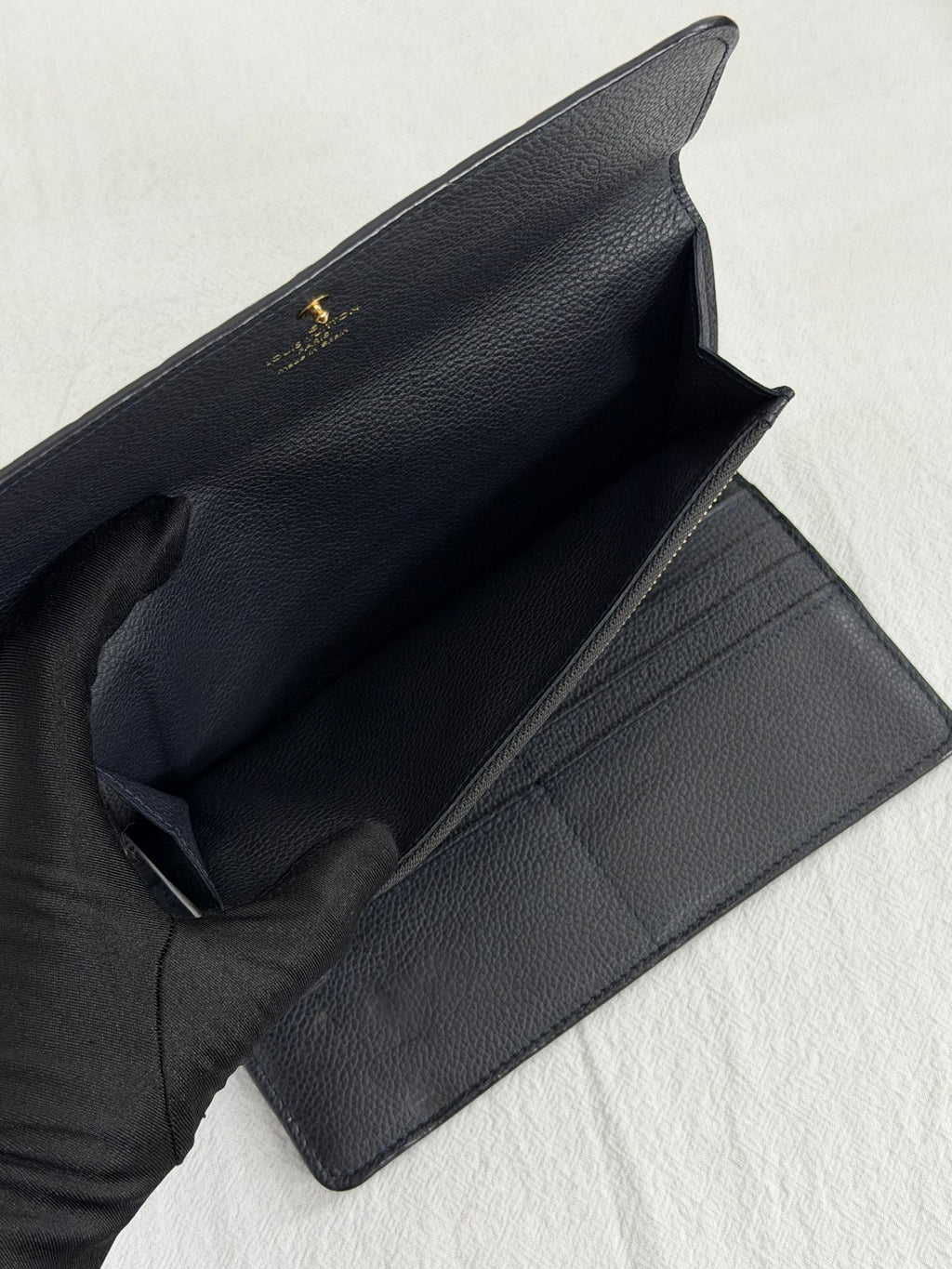 LOUIS VUITTON Zoe Leather Trifold Wallet