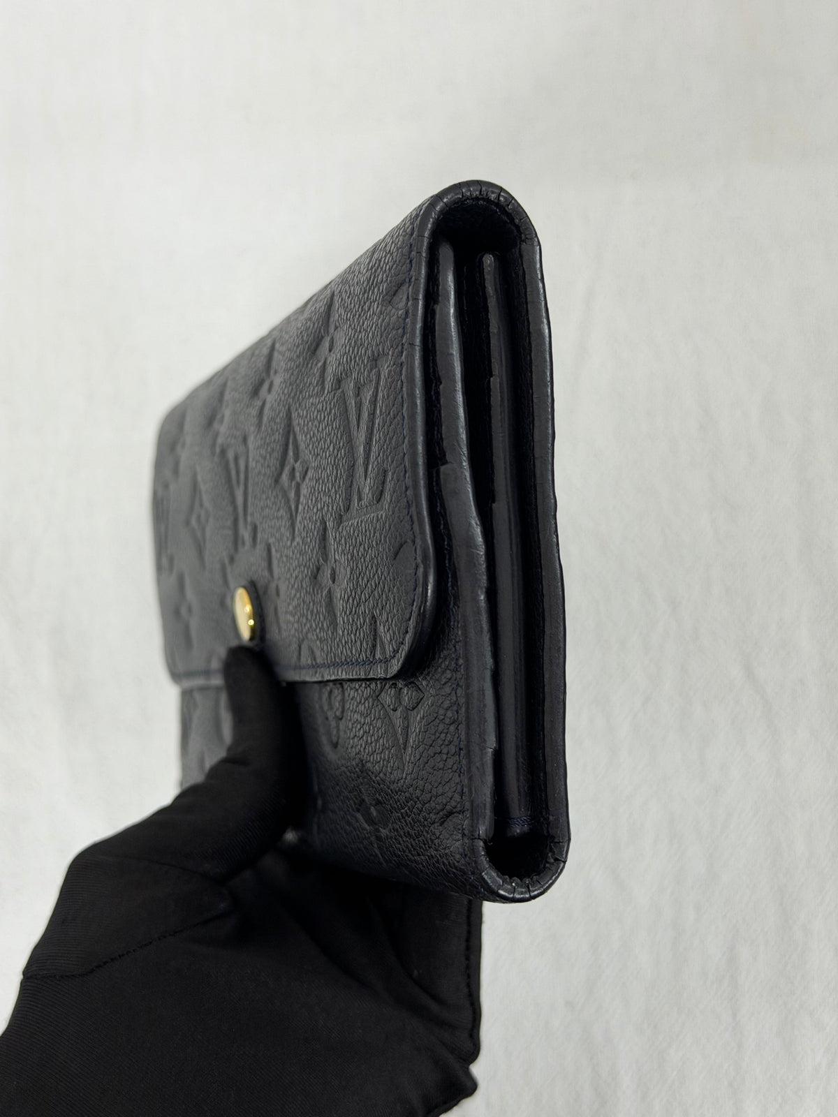 LOUIS VUITTON Zoe Leather Trifold Wallet