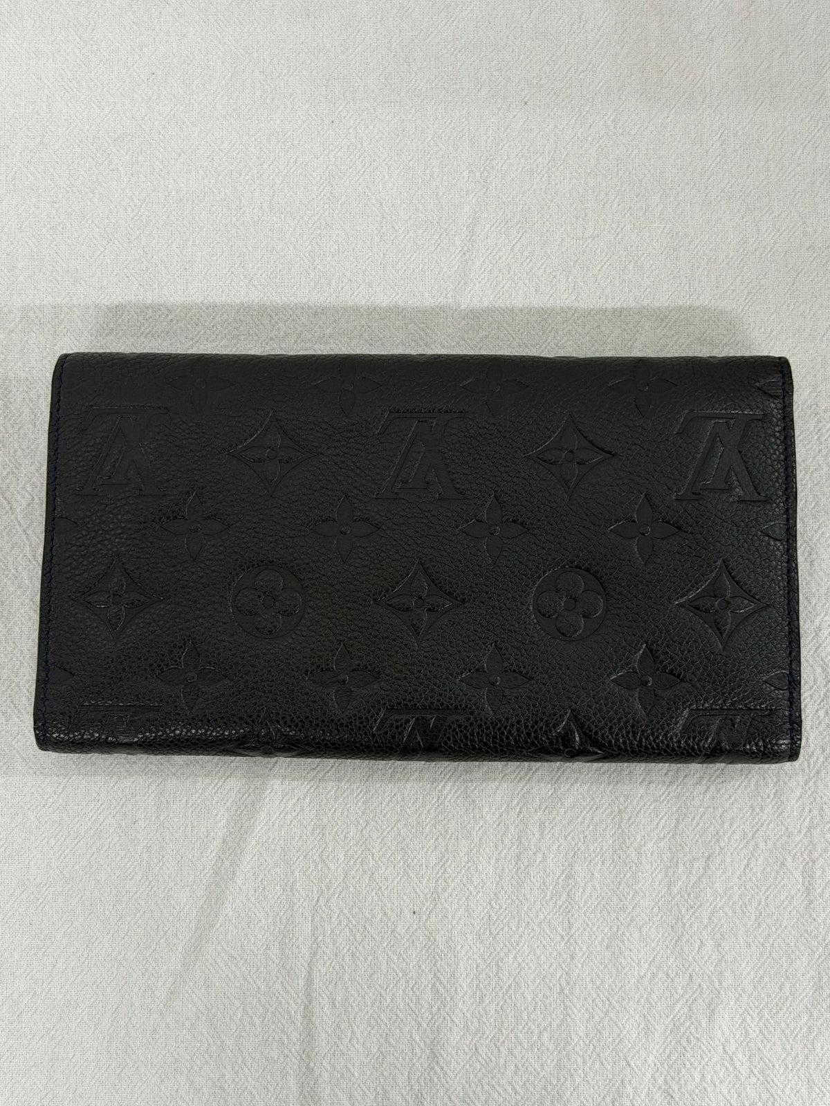 LOUIS VUITTON Zoe Leather Trifold Wallet