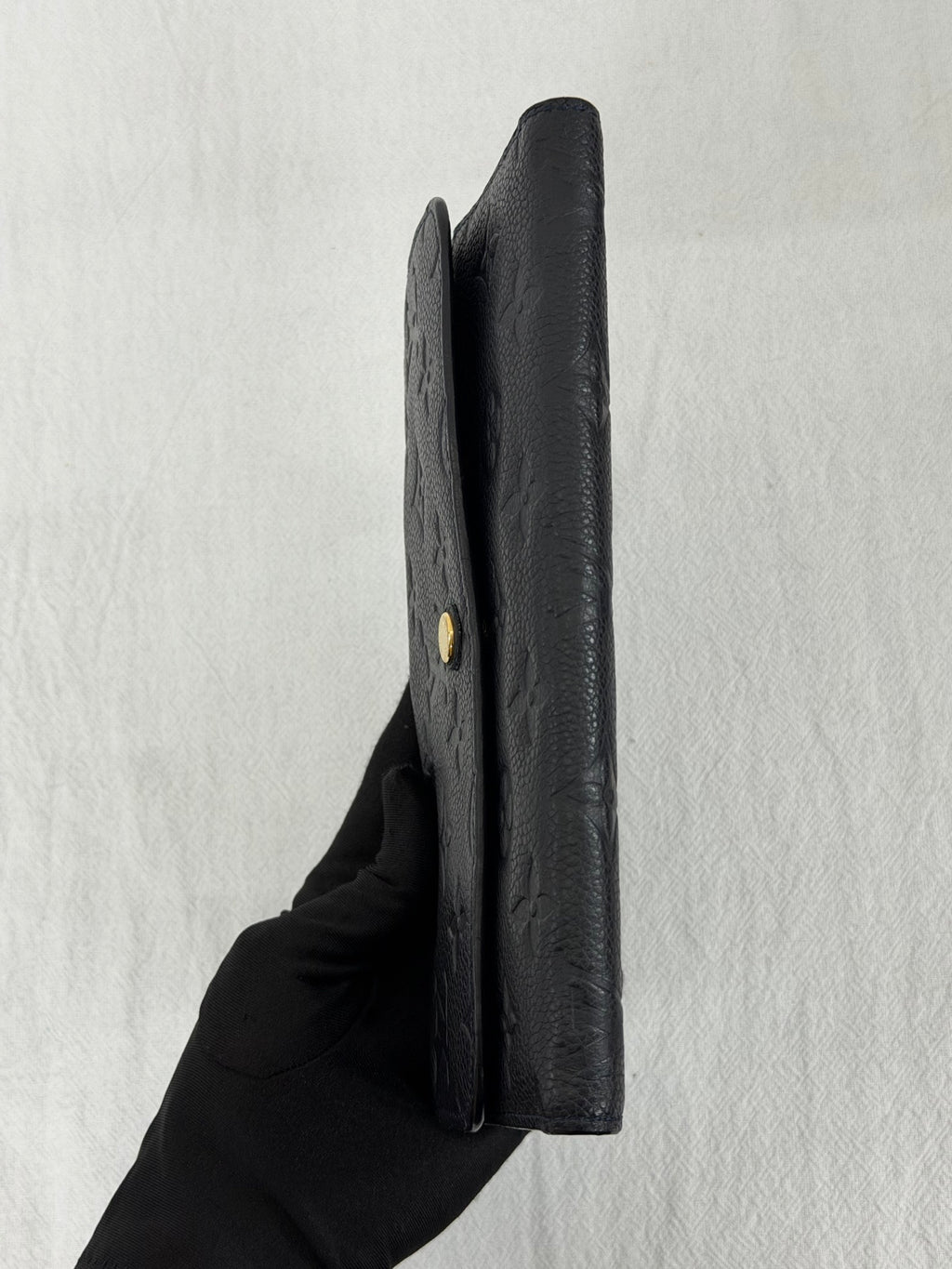 LOUIS VUITTON Zoe Leather Trifold Wallet