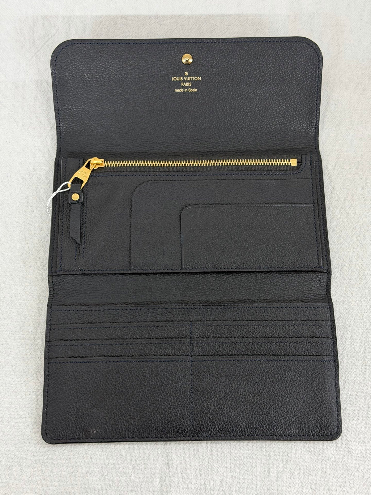 LOUIS VUITTON Zoe Leather Trifold Wallet