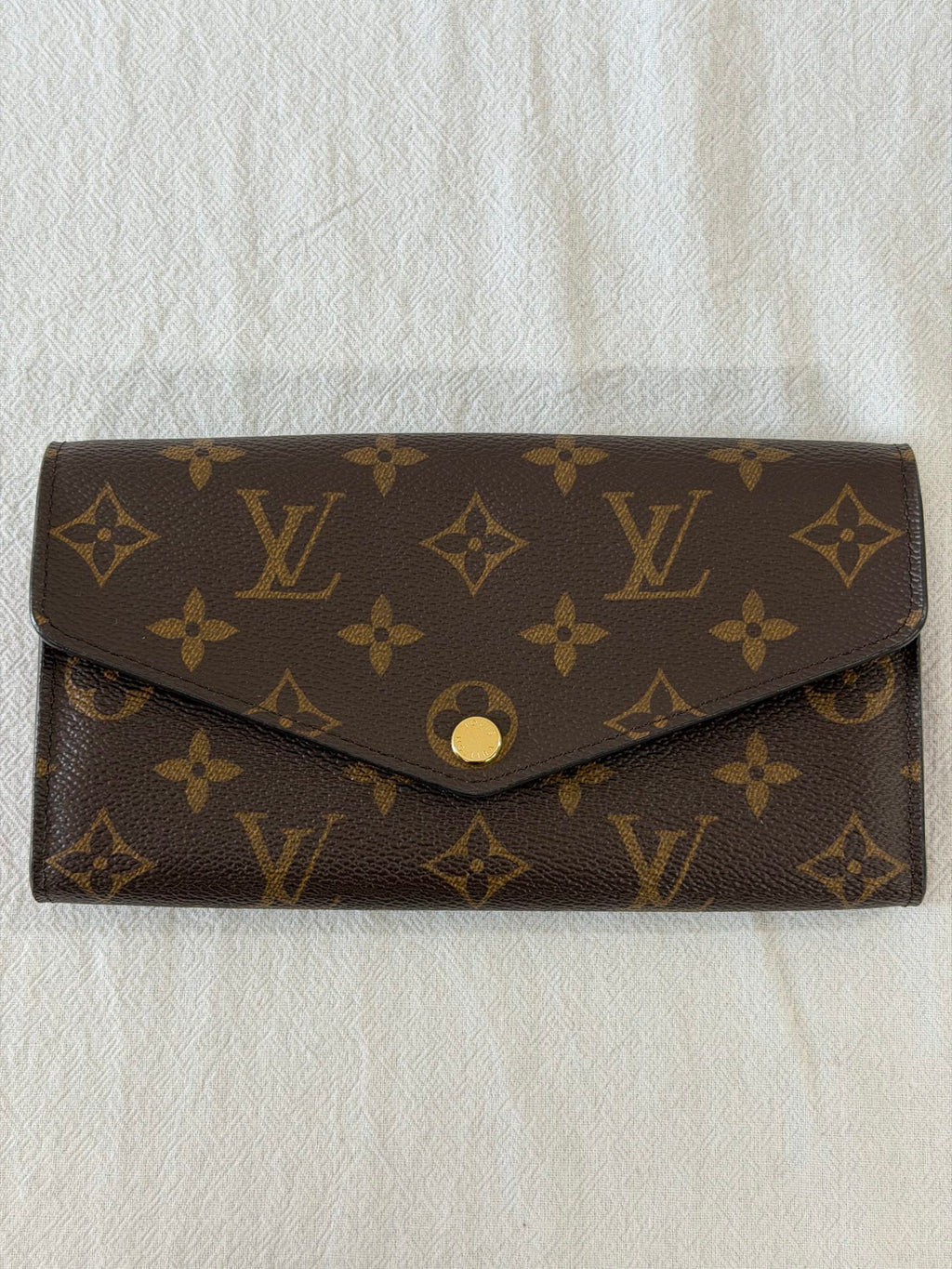 LOUIS VUITTON Monogram Bifold Wallet