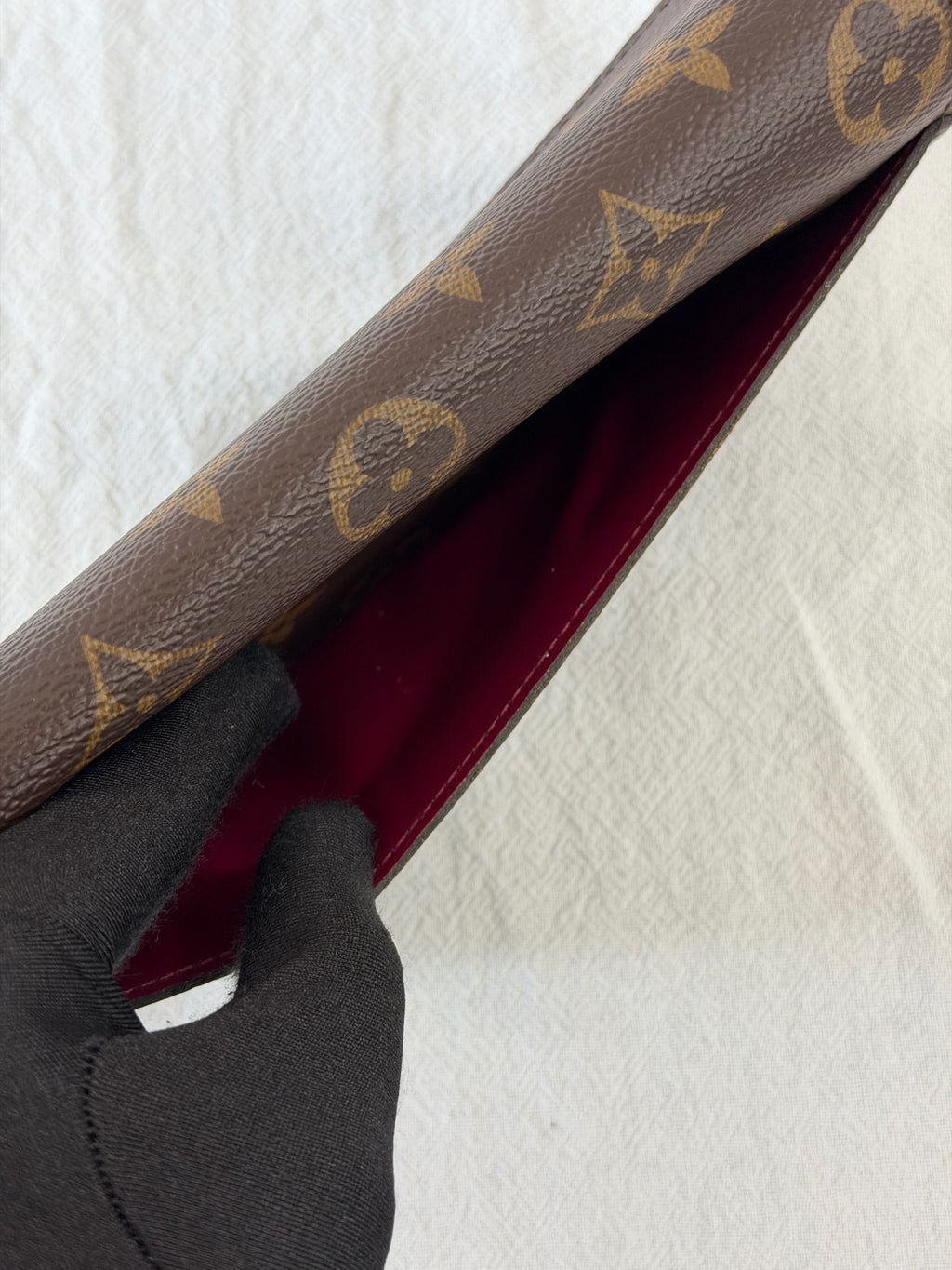 LOUIS VUITTON Monogram Bifold Wallet