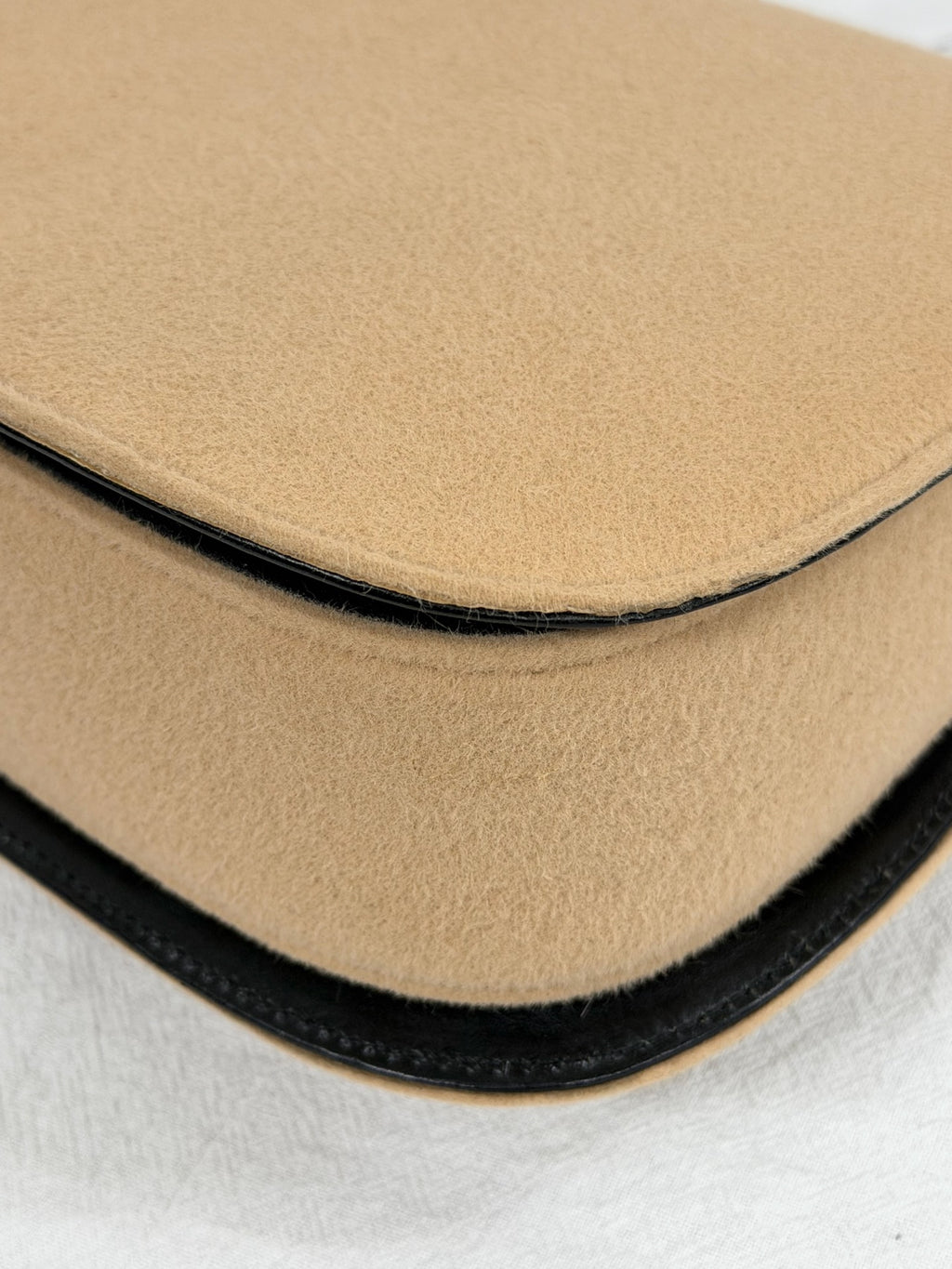 GUCCI Wool Felt & Leather Cross 2WAY Handle Beige Shoulder Bag