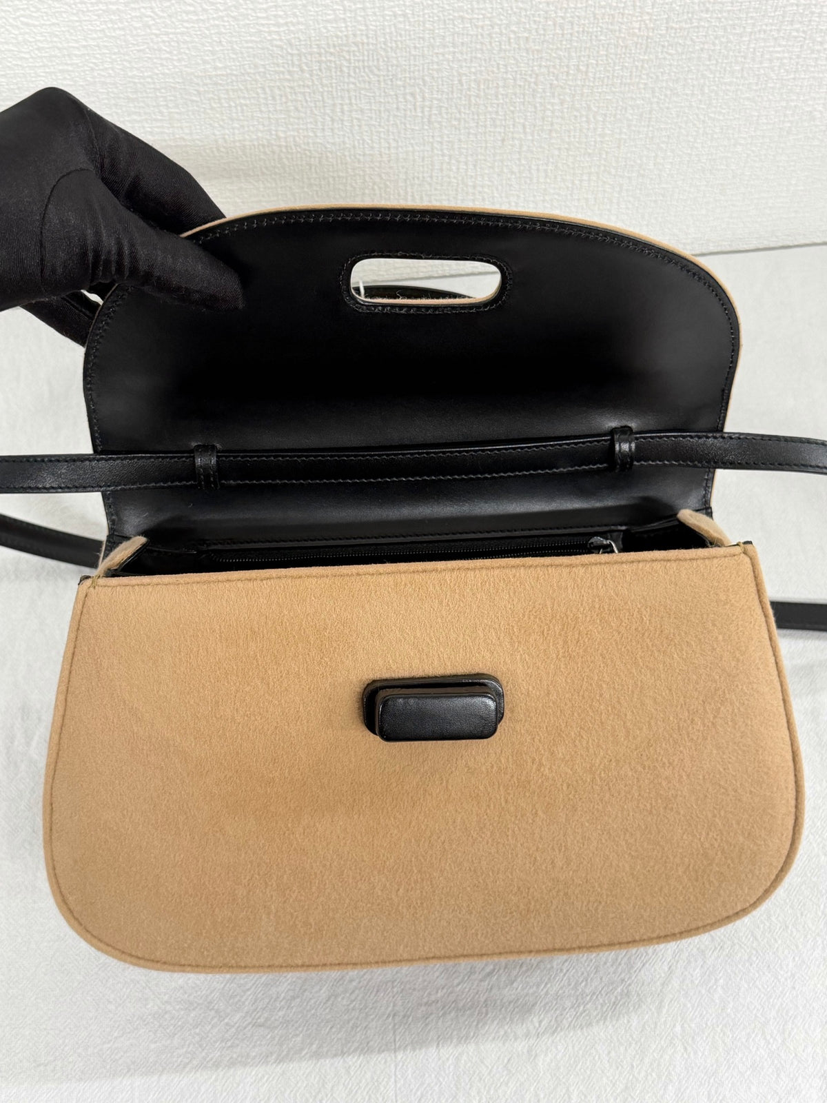 GUCCI Wool Felt & Leather Cross 2WAY Handle Beige Shoulder Bag
