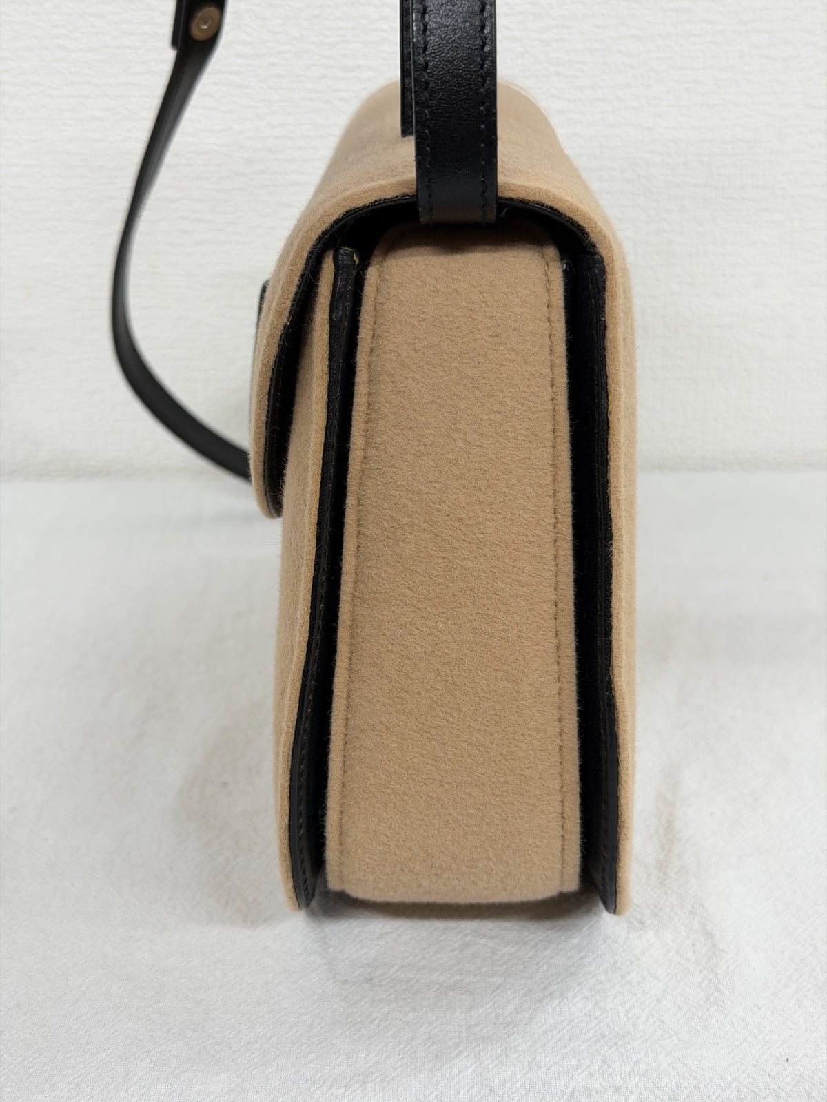 GUCCI Wool Felt & Leather Cross 2WAY Handle Beige Shoulder Bag