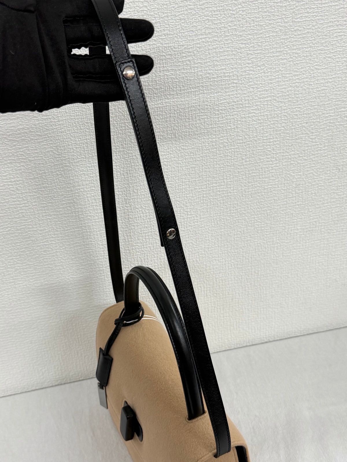GUCCI Wool Felt & Leather Cross 2WAY Handle Beige Shoulder Bag