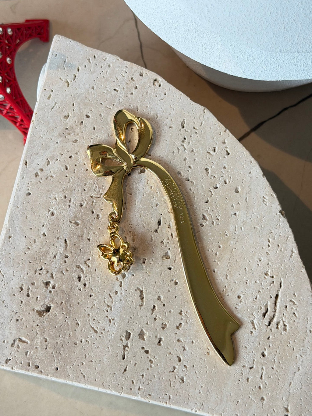MIKIMOTO Ribbon Pearl Bookmark