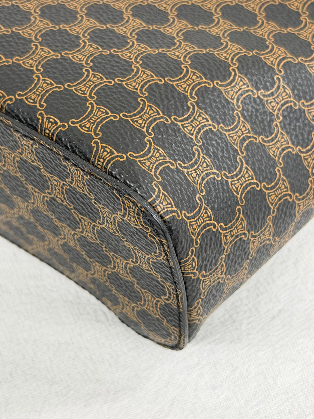 CELINE Macadam Vinly Box